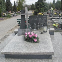 Źródło: https://kluczbork36.grobonet.com/grobonet/start.php?id=detale&idg=2614 [dostęp: 22.01.2026].