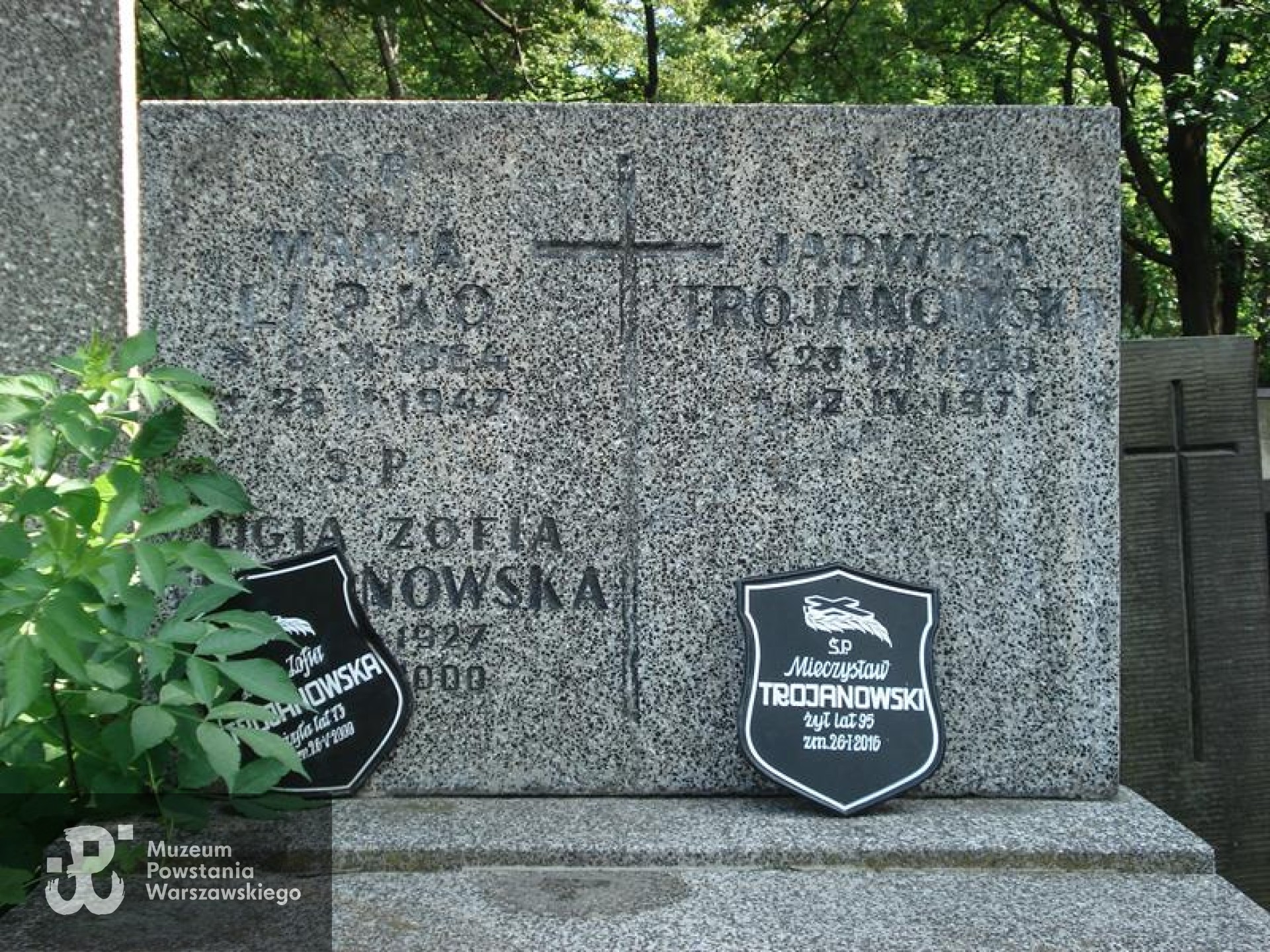 Źródło: https://cmentarze.um.warszawa.pl/pomnik.aspx?pom_id=46922 [dostęp: 10.04.2025].