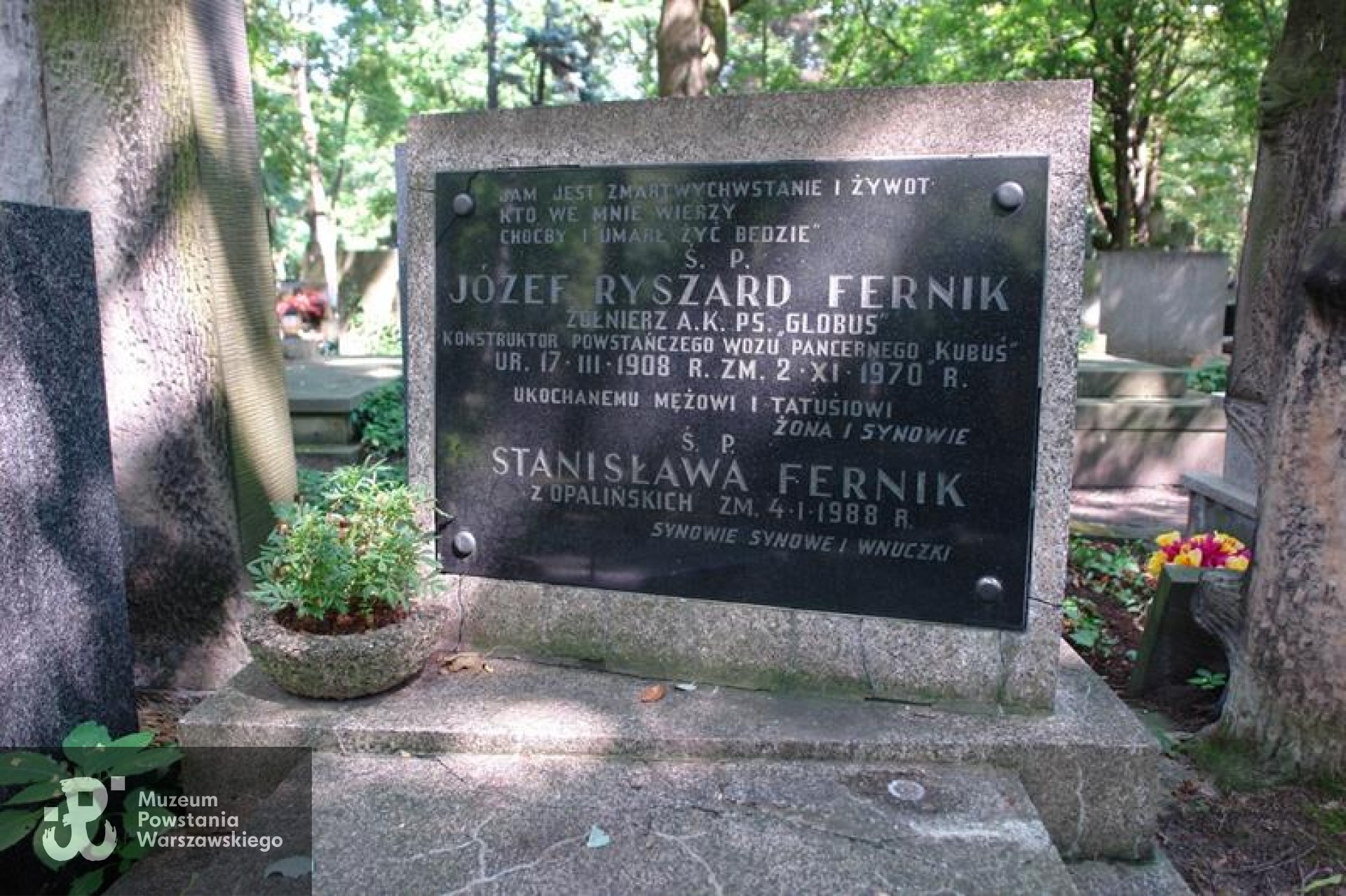 Źródło: https://cmentarze.um.warszawa.pl/pomnik.aspx?pom_id=45812 [dostęp: 27.01.2026].