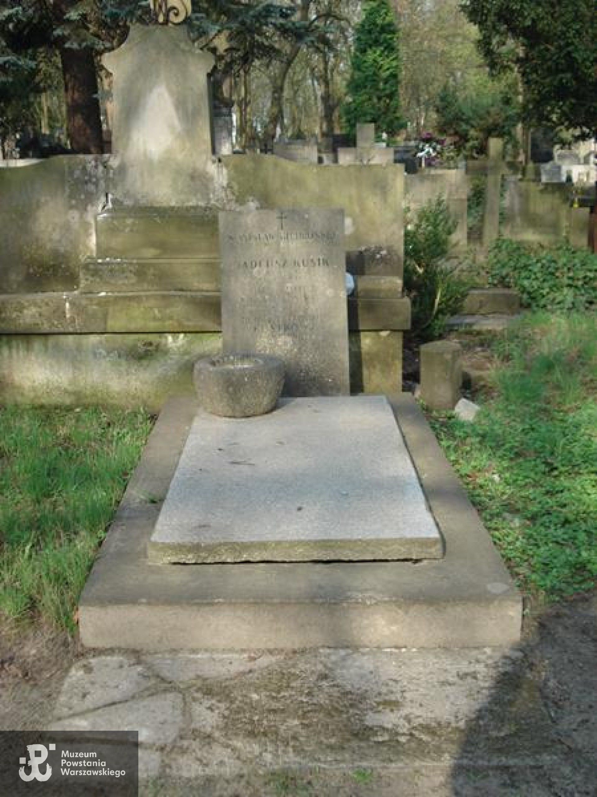 Źródło: https://cmentarze.um.warszawa.pl/pomnik.aspx?pom_id=59482 [dostęp: 21.05.2025].