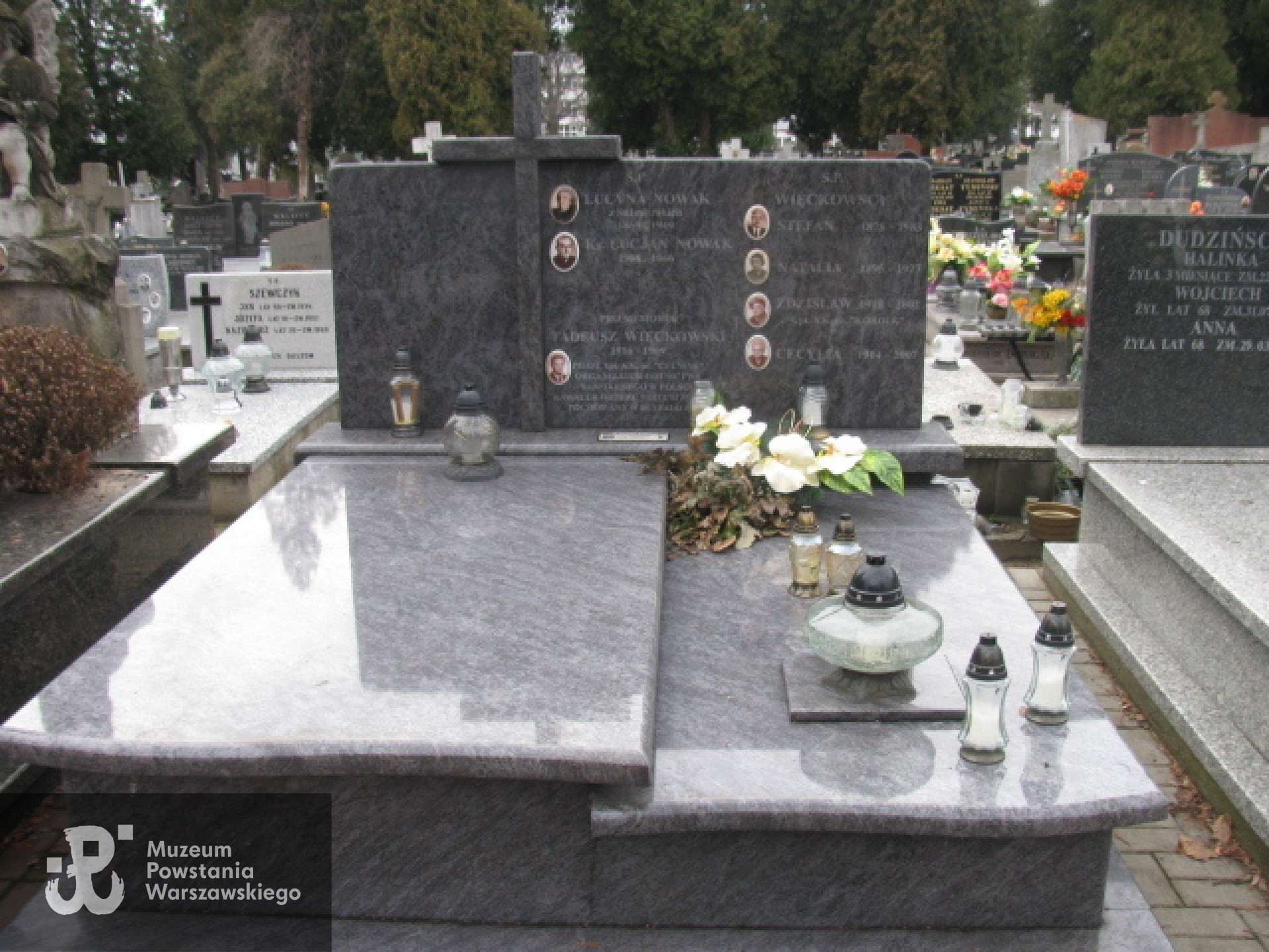 Grób symboliczny na Cmentarzu Kule w Częstochowie. Źródło: https://czestochowakule.grobonet.com/grobonet/start.php?id=detale&idg=46643 [dostęp: 06.02.2026].