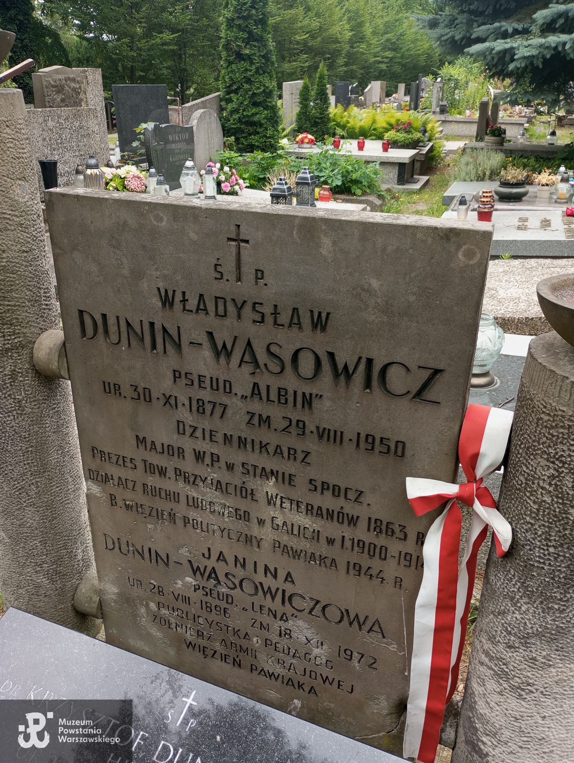 Źródło: https://www.findagrave.com/memorial/272414966/janina-dunin-wasowicz [dostęp: 14.01.2026].