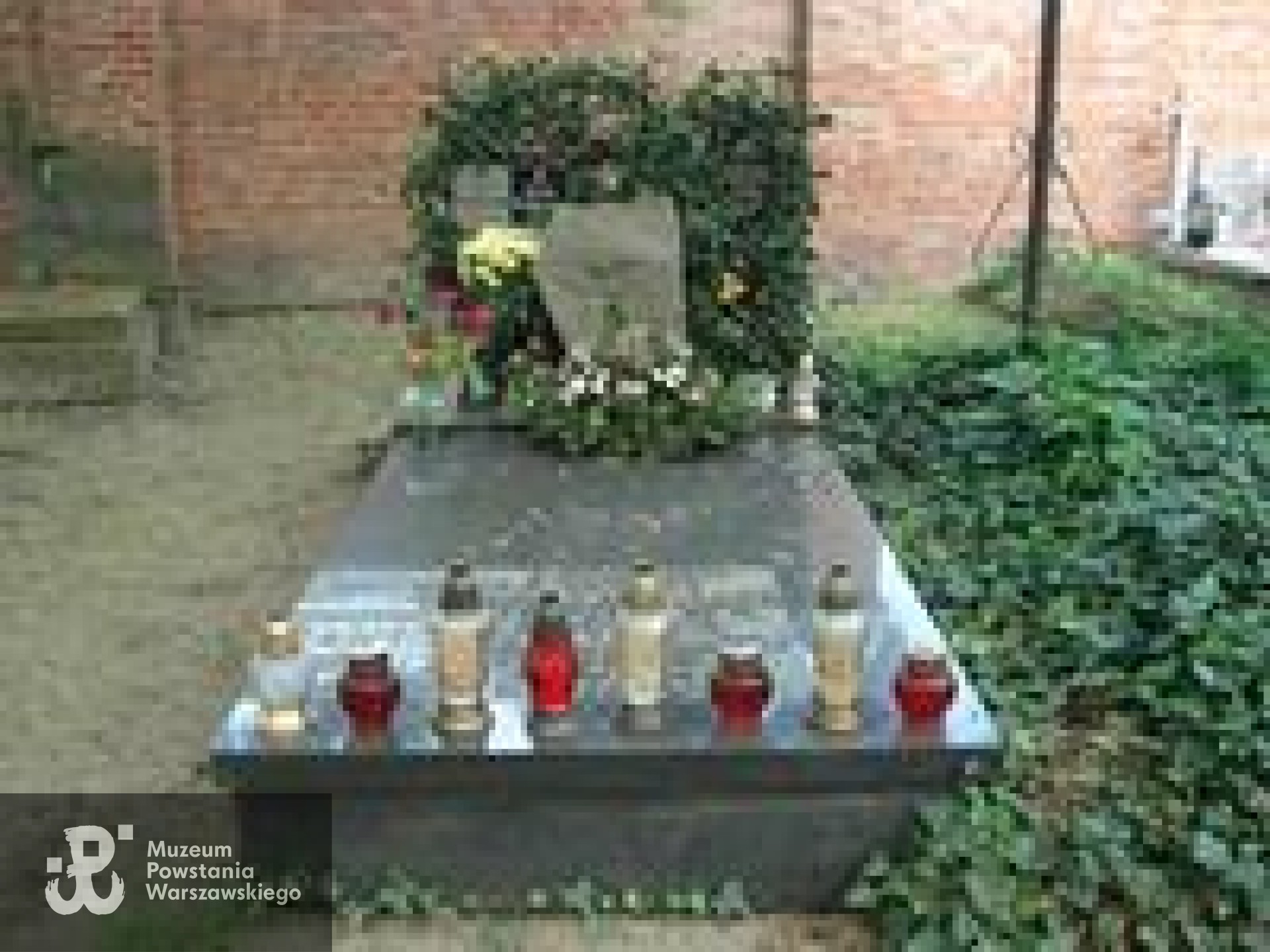 Źródło: https://cmentarze.um.warszawa.pl/pomnik.aspx?pom_id=61363 [dostęp: 10.04.2025].