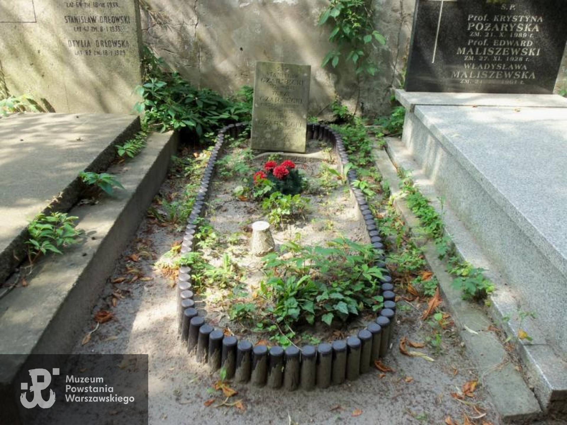 Źródło: https://cmentarze.um.warszawa.pl/pomnik.aspx?pom_id=20535 [dostęp: 17.09.2025].