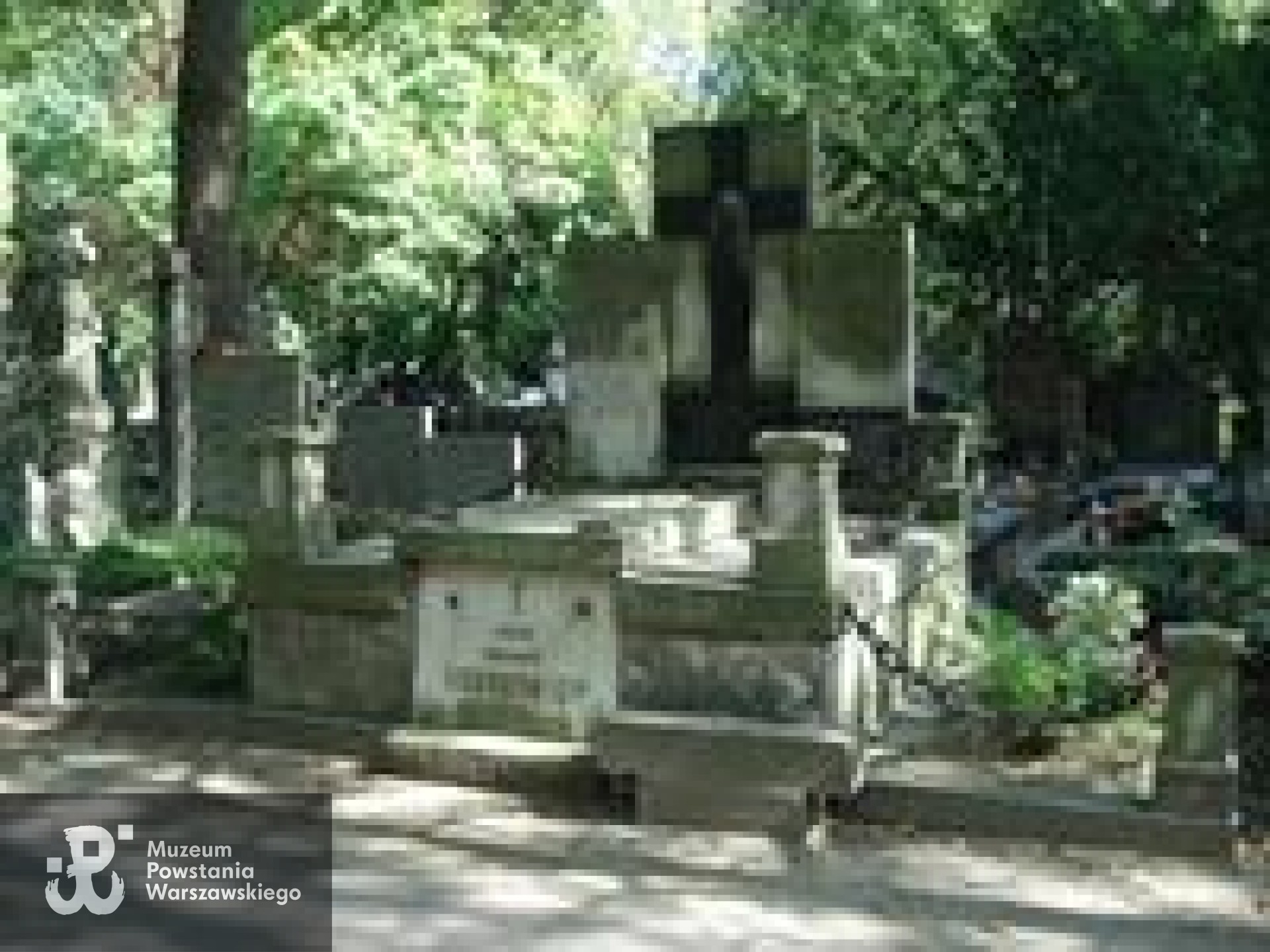 Źródło: https://cmentarze.um.warszawa.pl/pomnik.aspx?pom_id=41731 [dostęp: 10.04.2025].