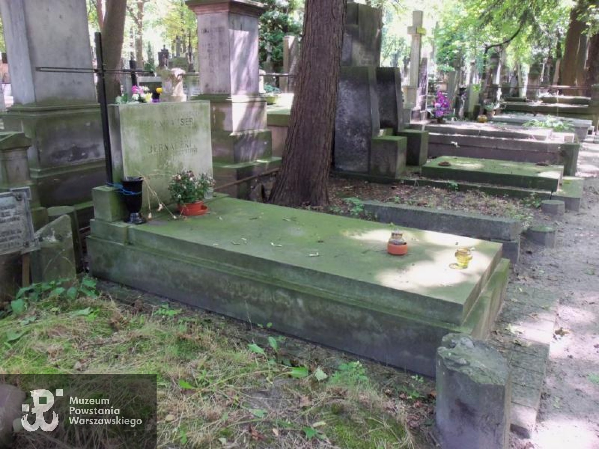 Źródło: https://cmentarze.um.warszawa.pl/pomnik.aspx?pom_id=19488 [dostęp: 19.05.2025].