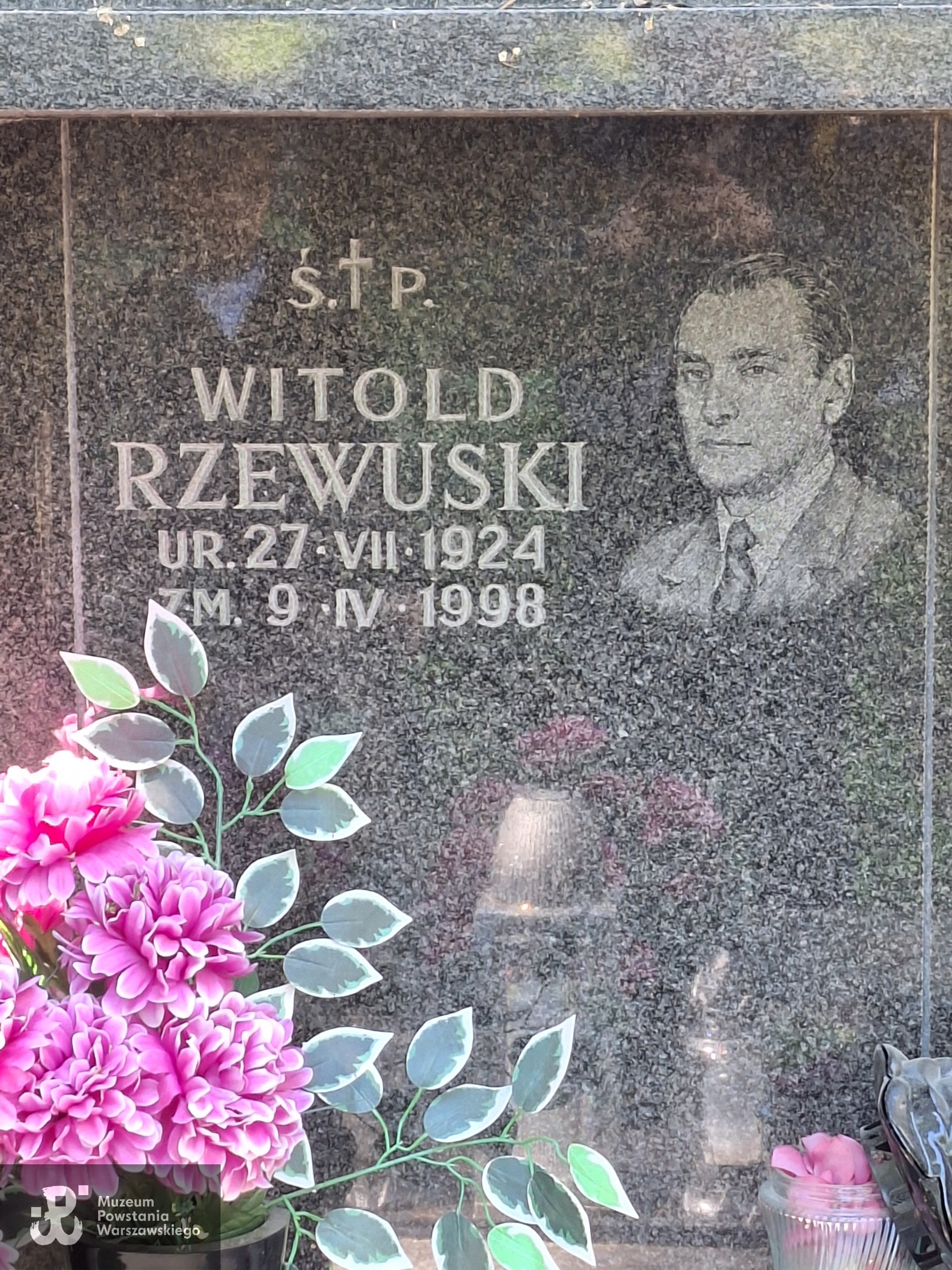 Źródło: VIII Liceum Ogólnokształcące im. Władysława IV w Warszawie.