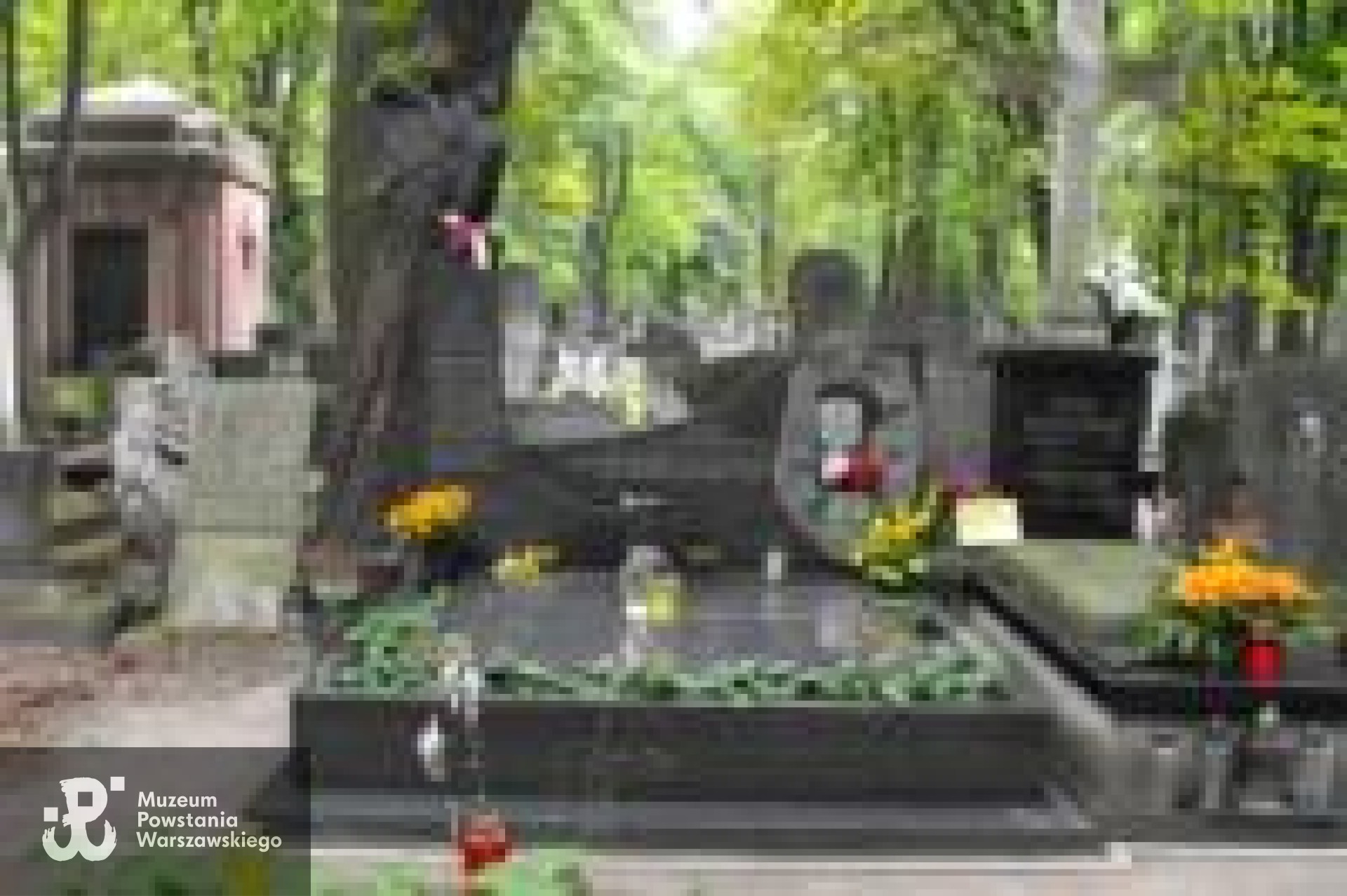 Źródło: https://cmentarze.um.warszawa.pl/pomnik.aspx?pom_id=19351 [dostęp: 10.04.2025].