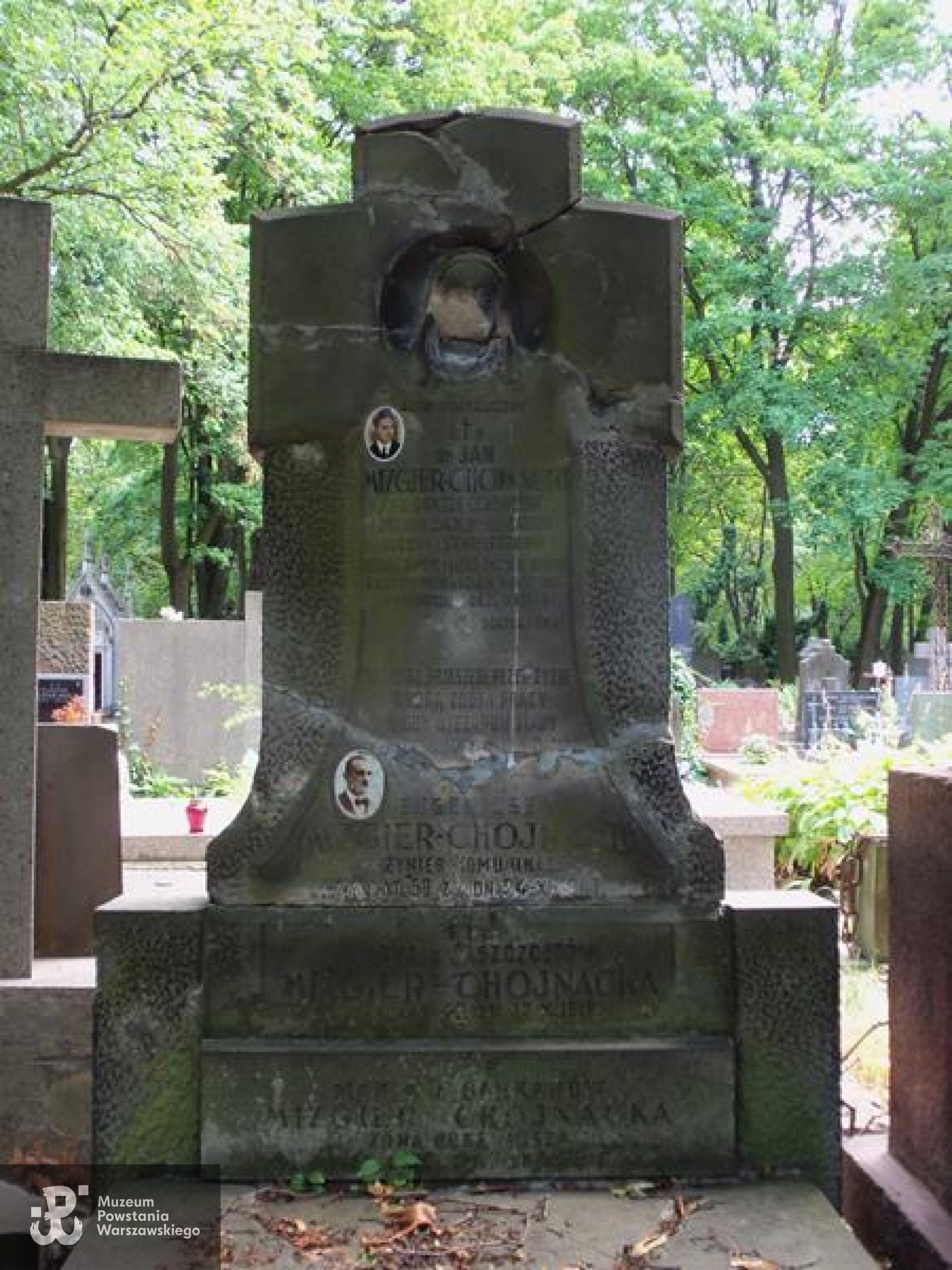 Źródło: https://cmentarze.um.warszawa.pl/pomnik.aspx?pom_id=31633 [dostęp: 10.04.2025].