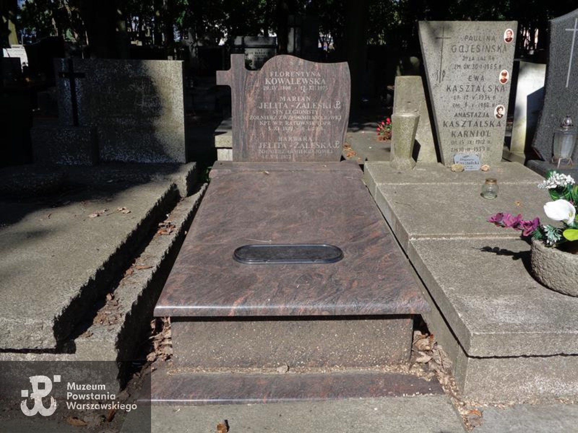 Źródło: https://cmentarze.um.warszawa.pl/pomnik.aspx?pom_id=65806 [dostęp: 23.04.2025].