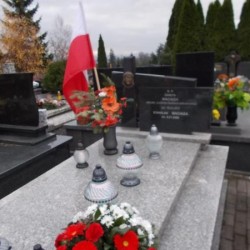 Źródło: http://ecmentarz.nowytarg.pl/mapa.html?gv=10940&cm=NTARG [dostęp: 18.06.2026].