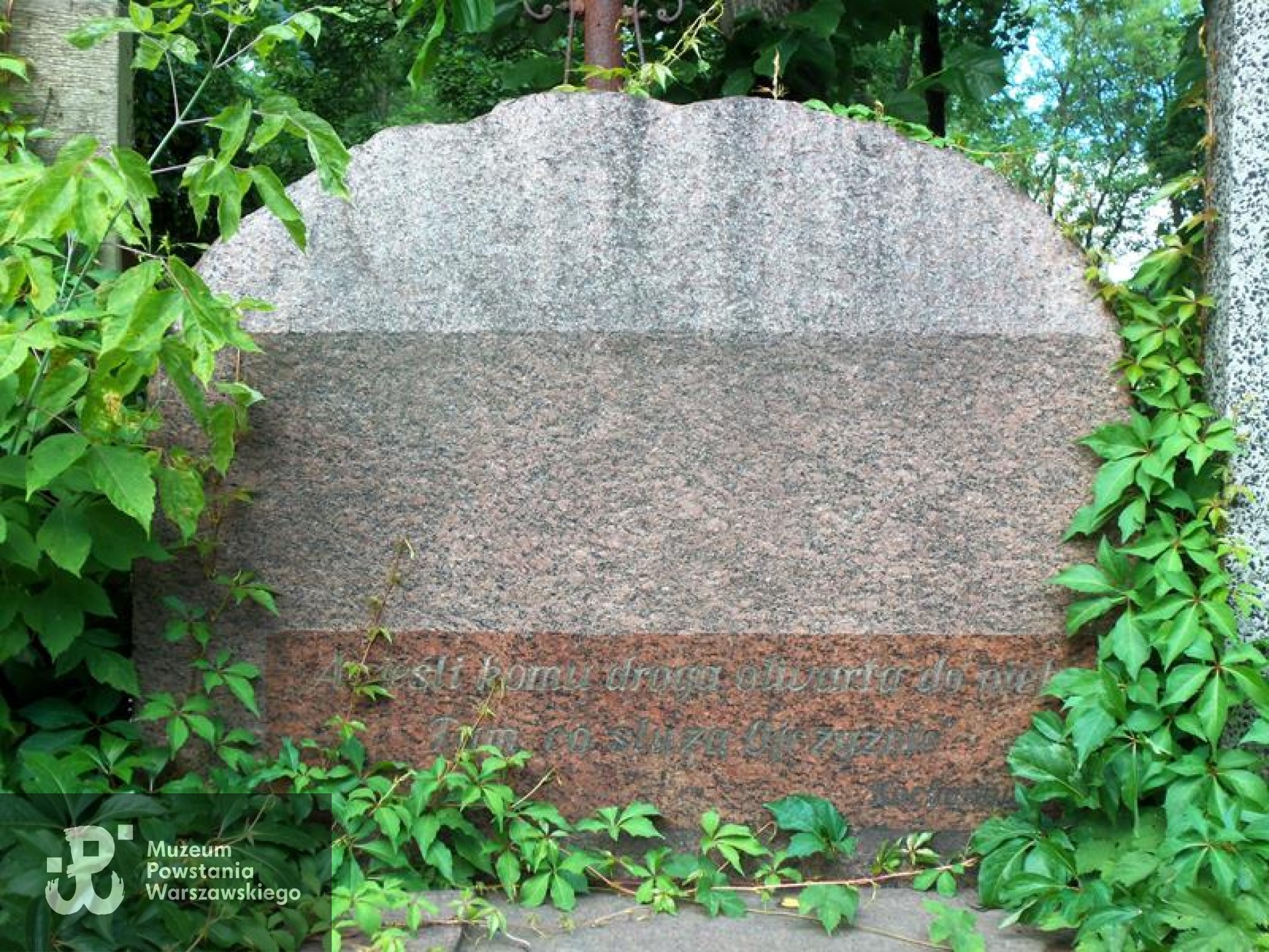 Źródło: https://cmentarze.um.warszawa.pl/pomnik.aspx?pom_id=40284 [dostęp: 10.06.2025].