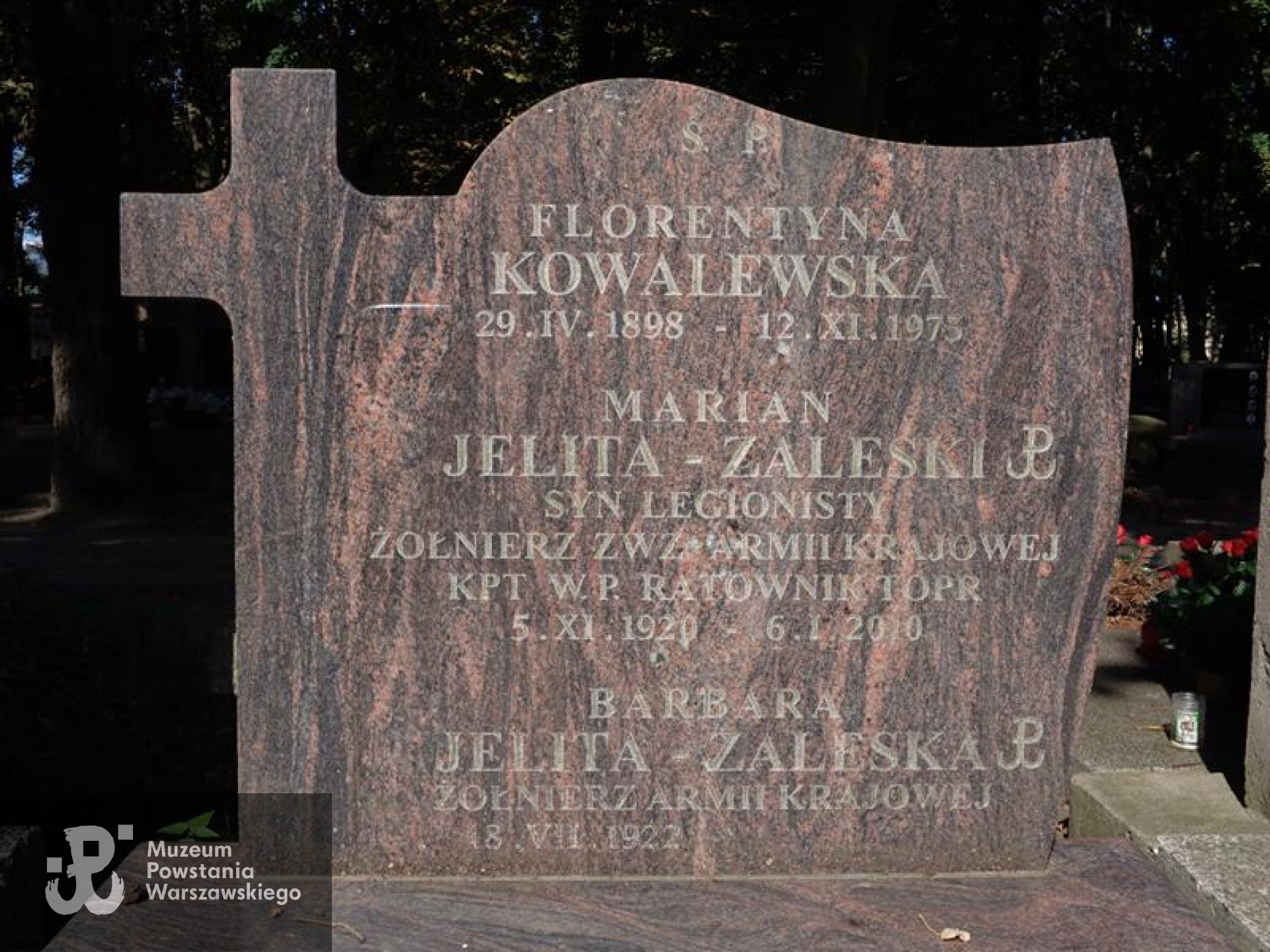 Źródło: https://cmentarze.um.warszawa.pl/pomnik.aspx?pom_id=65806 [dostęp: 23.04.2025].