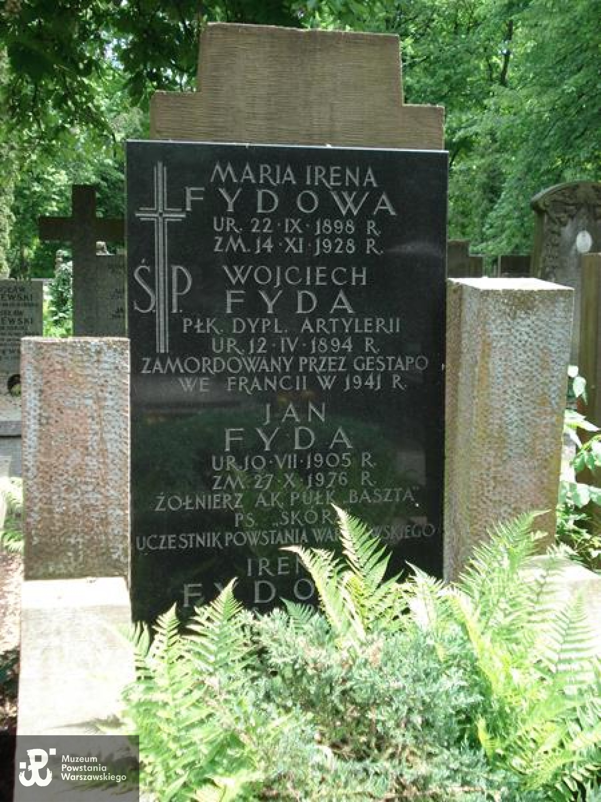 Źródło: https://cmentarze.um.warszawa.pl/pomnik.aspx?pom_id=42416 [dostęp: 05.02.2026].