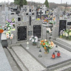 Źródło: https://minskparafialny.grobonet.com/grobonet/start.php?id=detale&idg=9662 [dostęp: 15.04.2025].