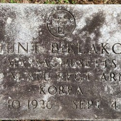 Źródło: https://www.findagrave.com/memorial/199823685/zygmunt-bielakowski [dostęp: 21.05.2025].