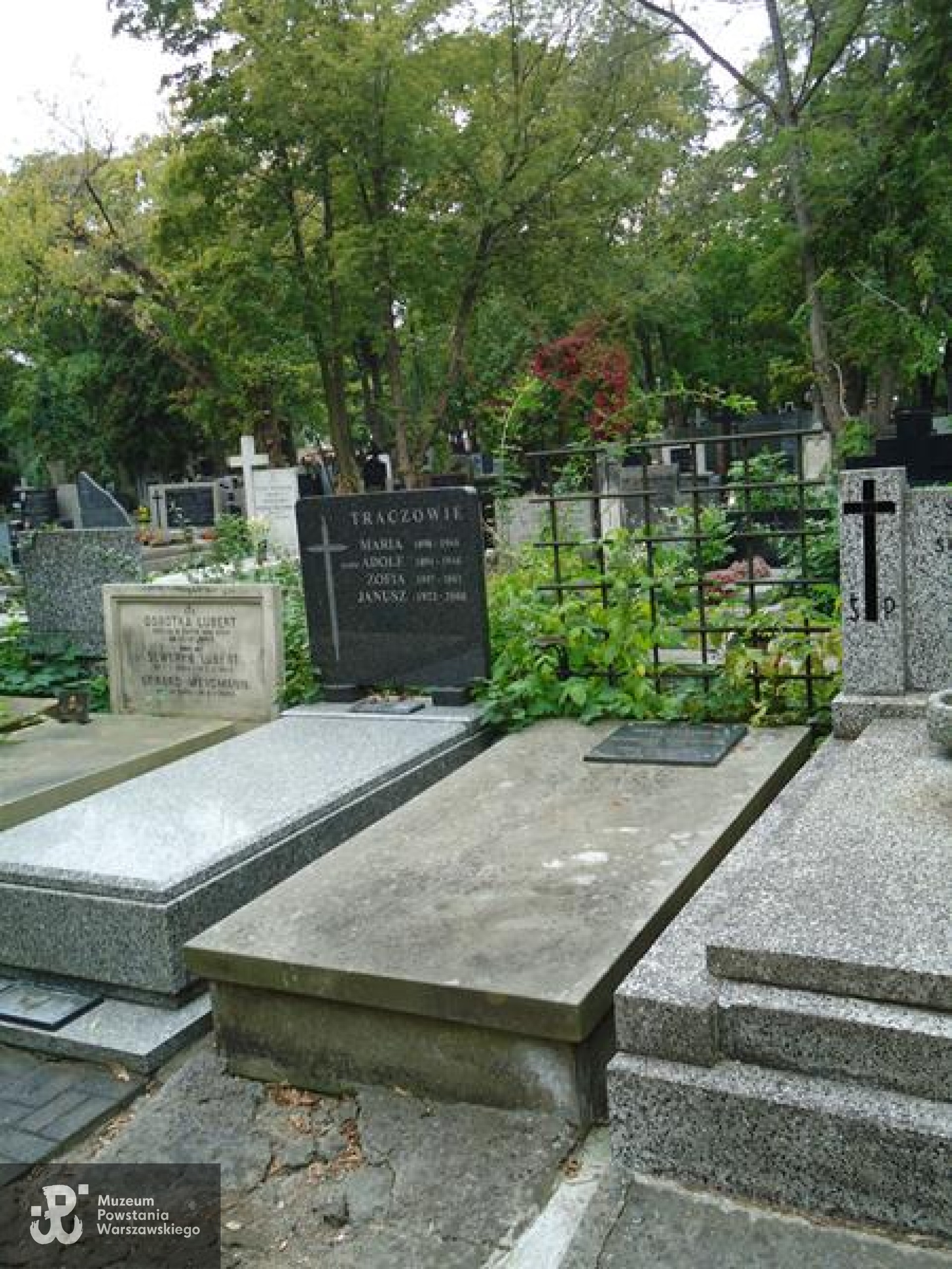 Źródło: https://cmentarze.um.warszawa.pl/pomnik.aspx?pom_id=43778 [dostęp: 30.01.2026].