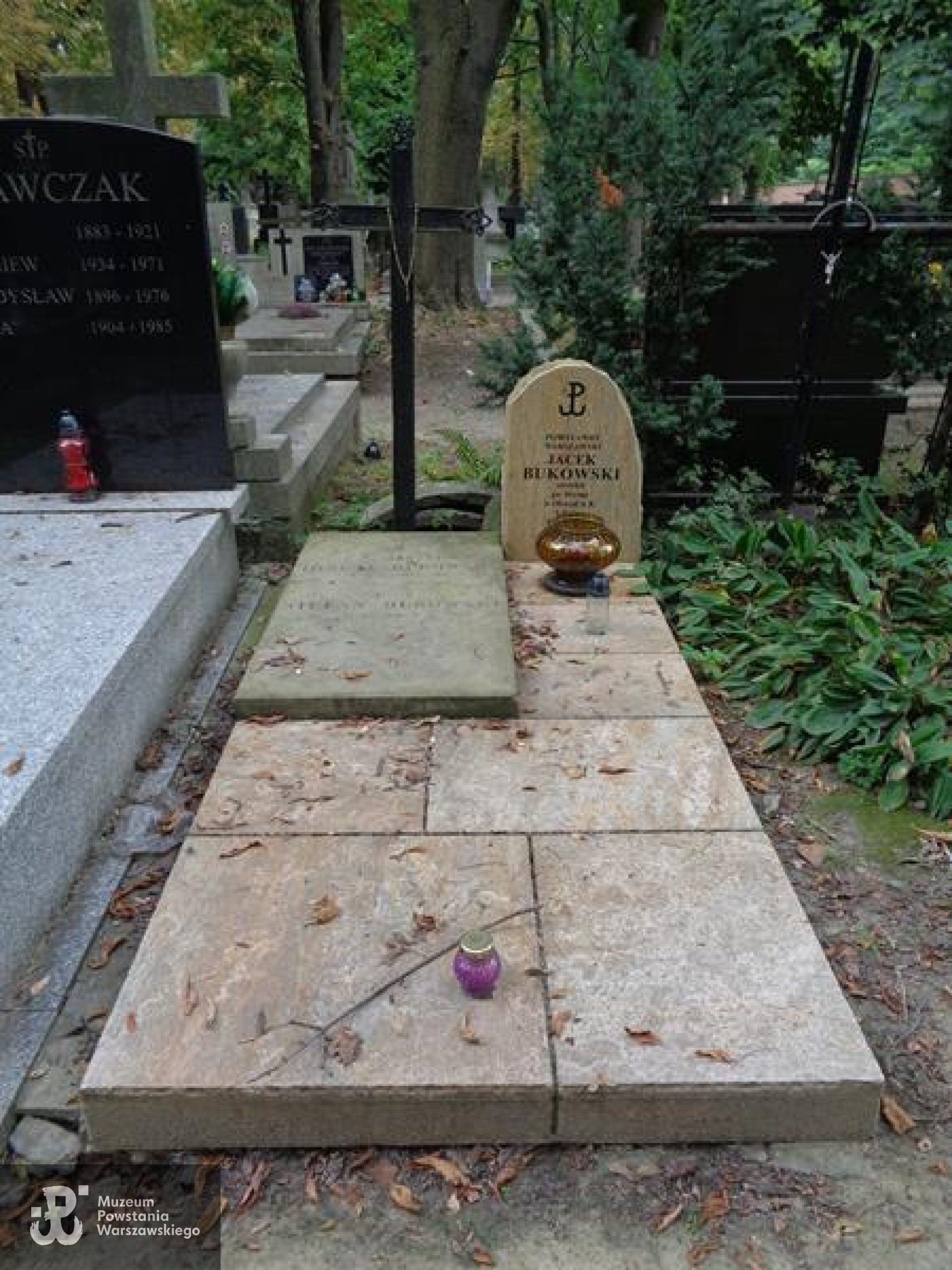 Źródło: https://cmentarze.um.warszawa.pl/pomnik.aspx?pom_id=66161 [dostęp: 16.10.2025].