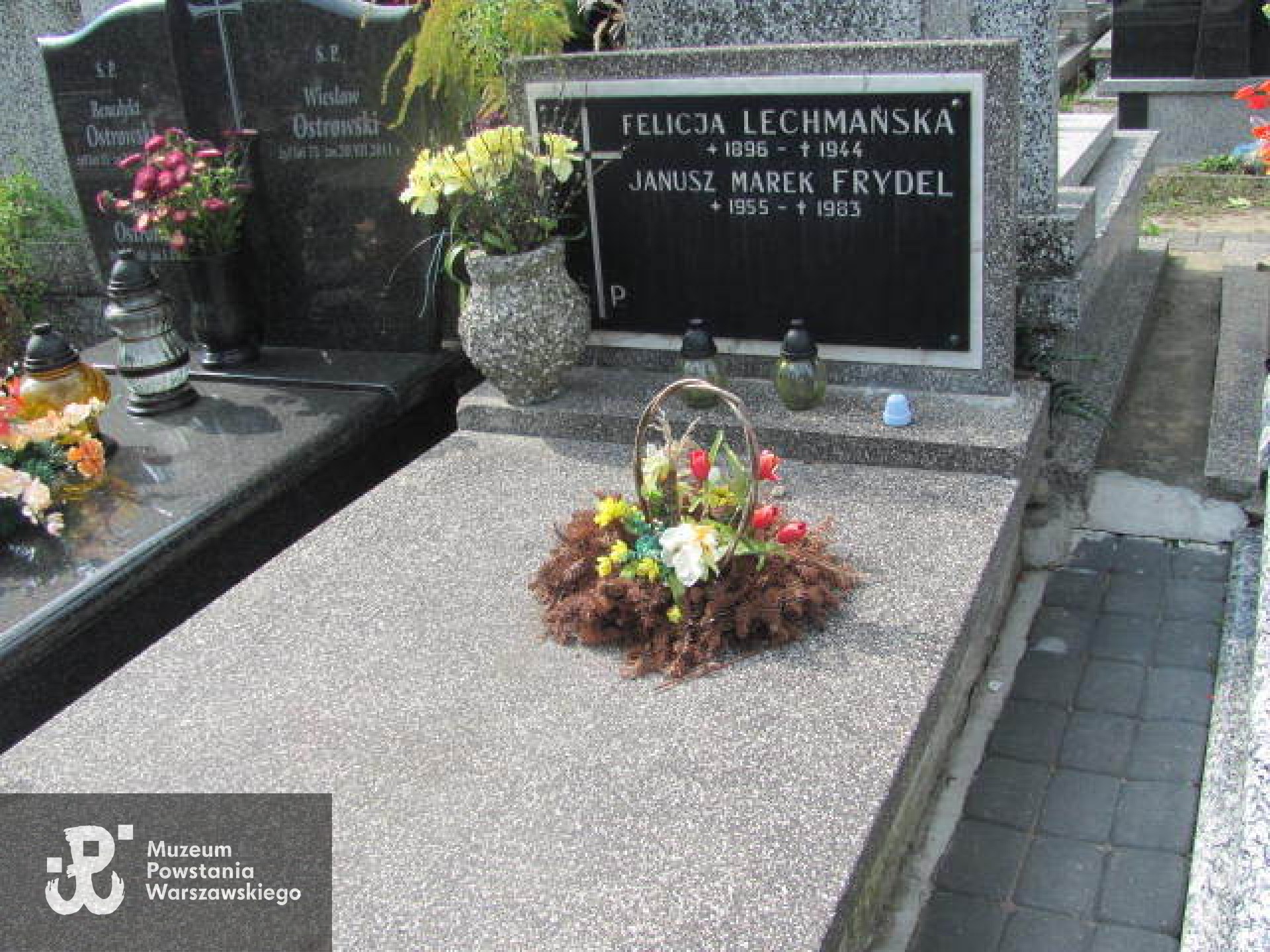 Źródło: https://warszawawlochy.grobonet.com/grobonet/start.php?id=detale&idg=434172 [dostęp: 04.02.2026].