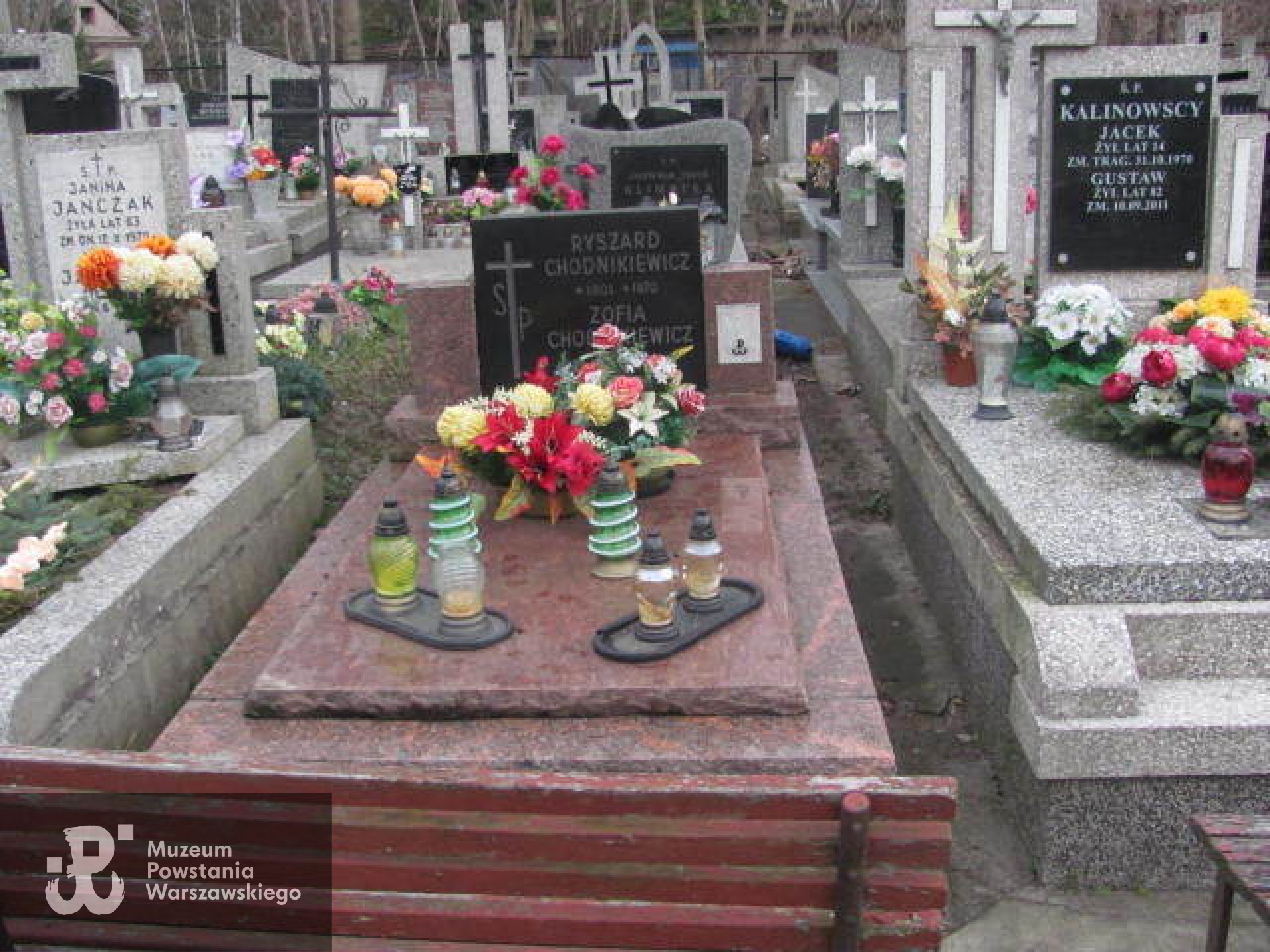 Źródło: https://pruszkowparafialny.grobonet.com/grobonet/start.php?id=detale&idg=111 [dostęp: 02.09.2025].