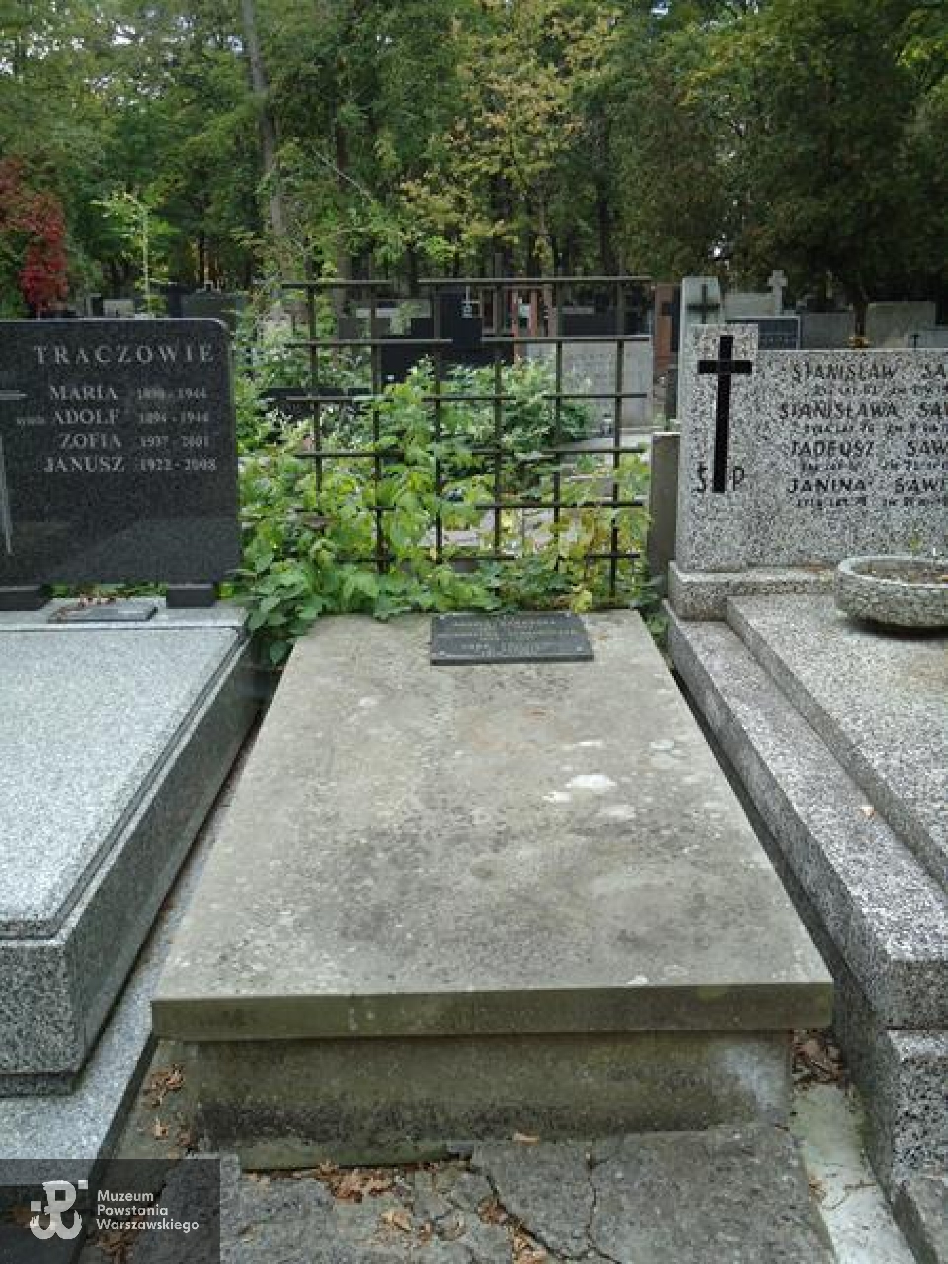 Źródło: https://cmentarze.um.warszawa.pl/pomnik.aspx?pom_id=43778 [dostęp: 30.01.2026].