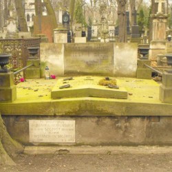 Źródło: https://cmentarze.um.warszawa.pl/pomnik.aspx?pom_id=9819 [dostęp: 28.05.2025].