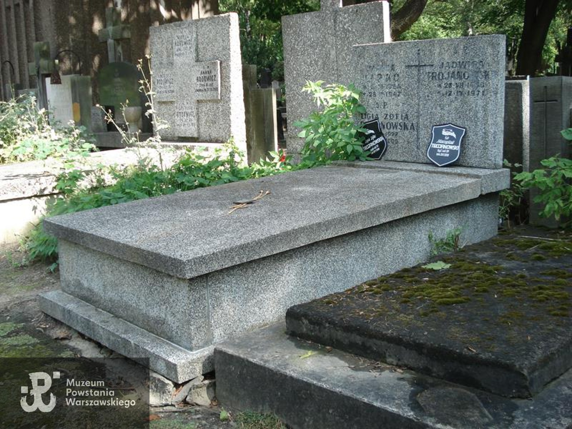 Źródło: https://cmentarze.um.warszawa.pl/pomnik.aspx?pom_id=46922 [dostęp: 10.04.2025].