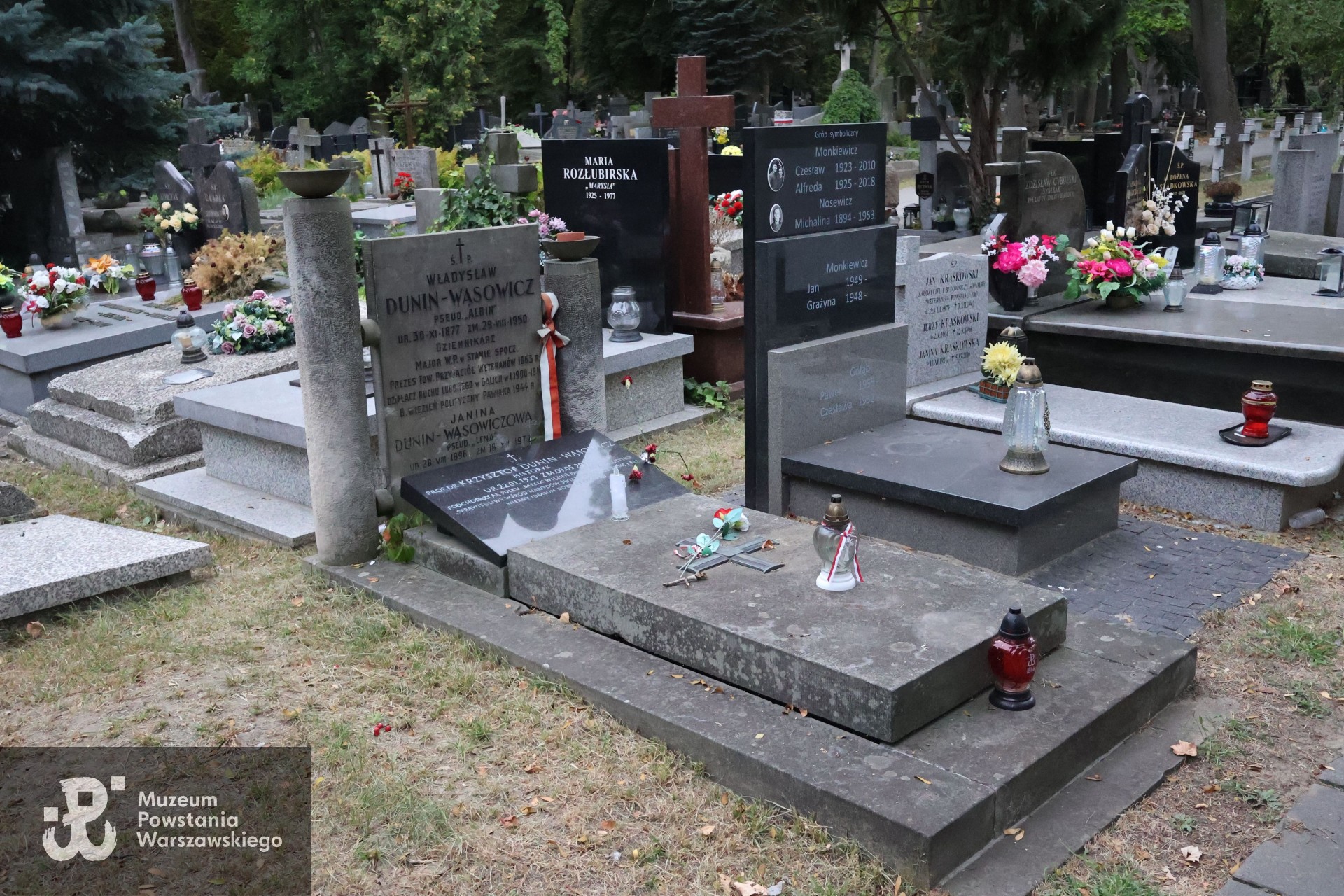 Źródło: https://www.findagrave.com/memorial/272414966/janina-dunin-wasowicz [dostęp: 14.01.2026].
