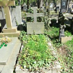 Źródło: https://cmentarze.um.warszawa.pl/pomnik.aspx?pom_id=15945 [dostęp: 12.05.2025].