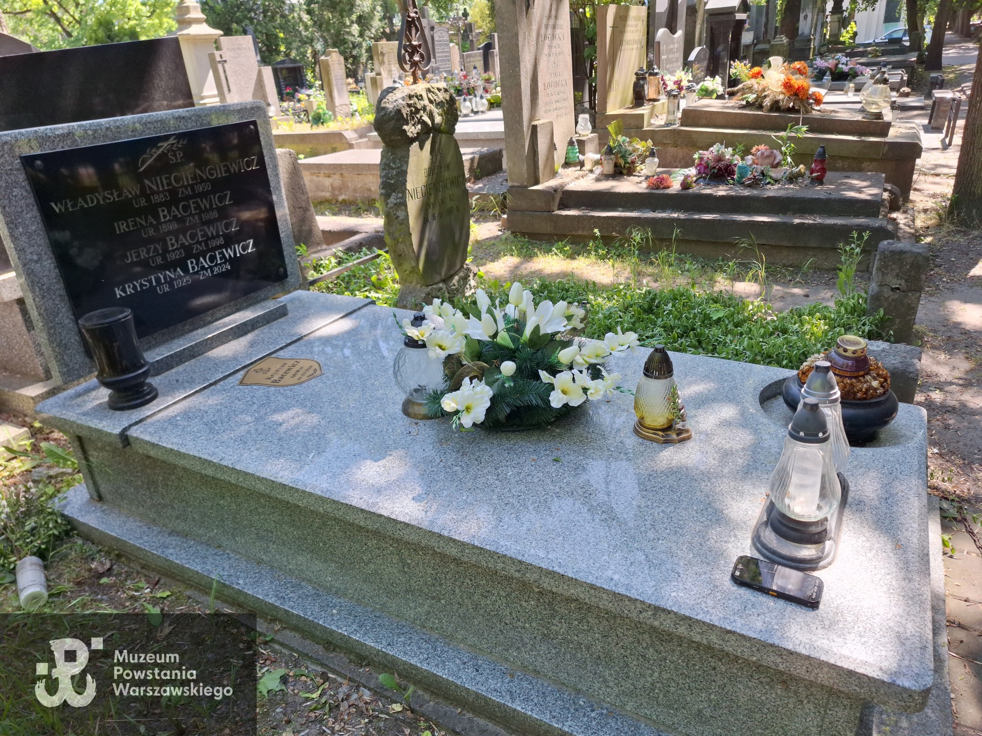 Źródło: VIII Liceum Ogólnokształcące im. Władysława IV w Warszawie.