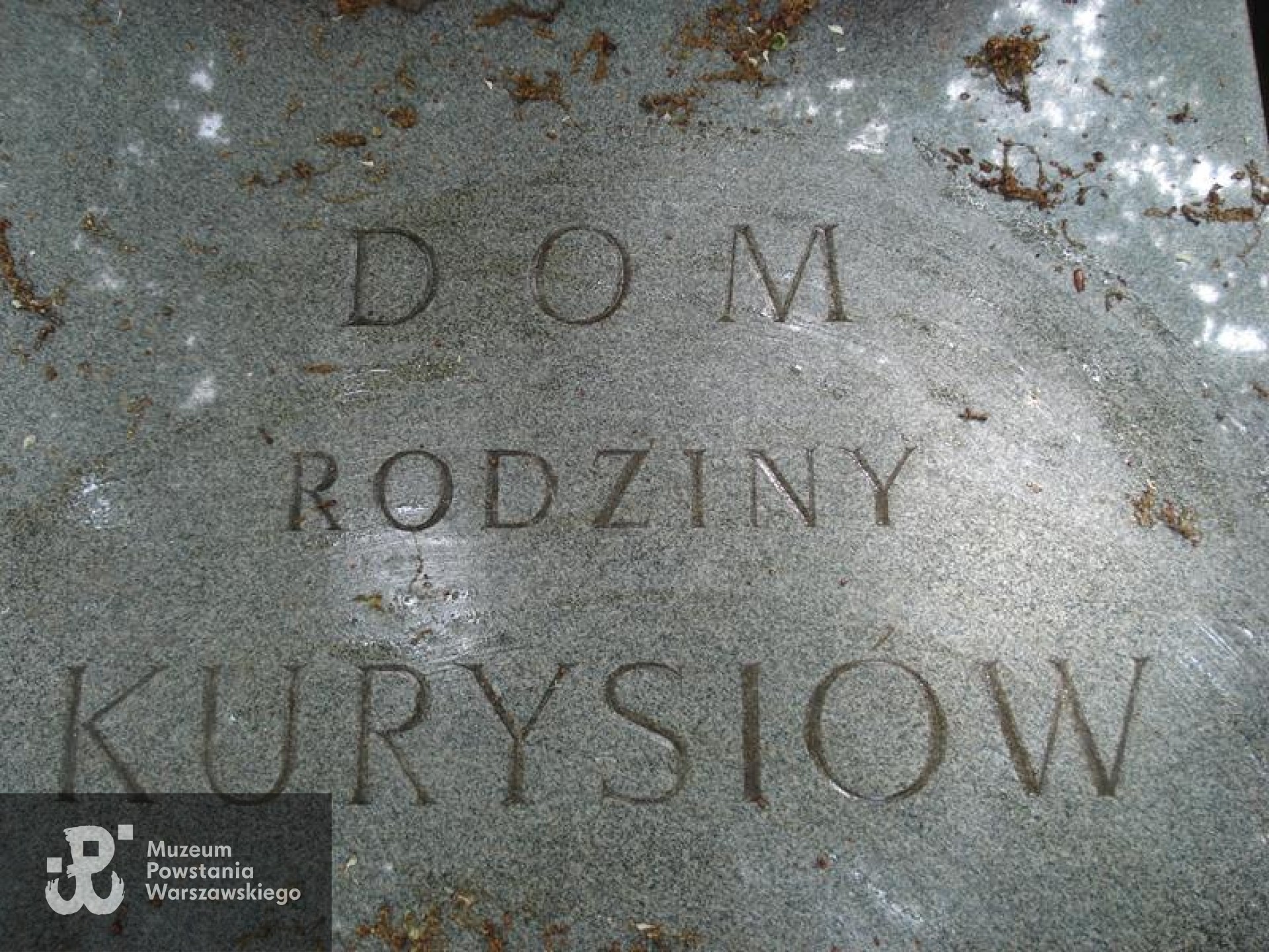 Źródło: https://cmentarze.um.warszawa.pl/pomnik.aspx?pom_id=62351 [dostęp: 9.04.2025].