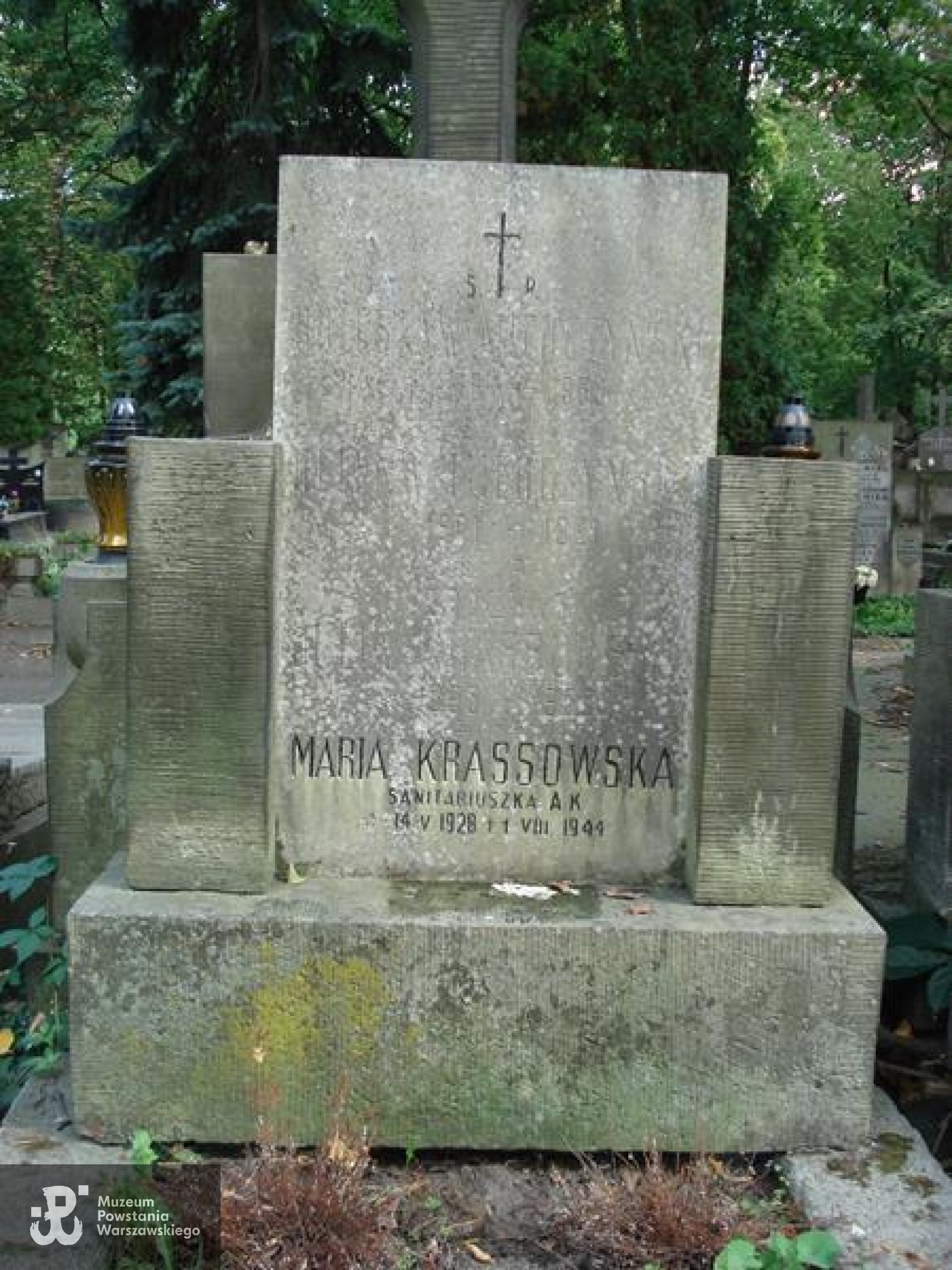 Źródło: https://cmentarze.um.warszawa.pl/pomnik.aspx?pom_id=35694 [dostęp: 23.04.2025].