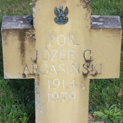 Źródło: https://www.findagrave.com/memorial/160354519/jozef-gustaw-argasinski [dostęp: 24.04.2025].