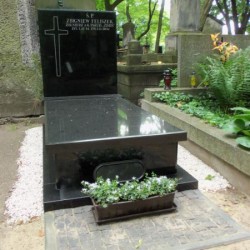 Źródło: https://cmentarze.um.warszawa.pl/pomnik.aspx?pom_id=38513 [dostęp: 27.01.2026].