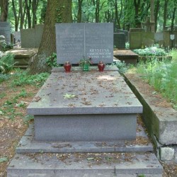 Źródło: https://cmentarze.um.warszawa.pl/pomnik.aspx?pom_id=62351 [dostęp: 9.04.2025].