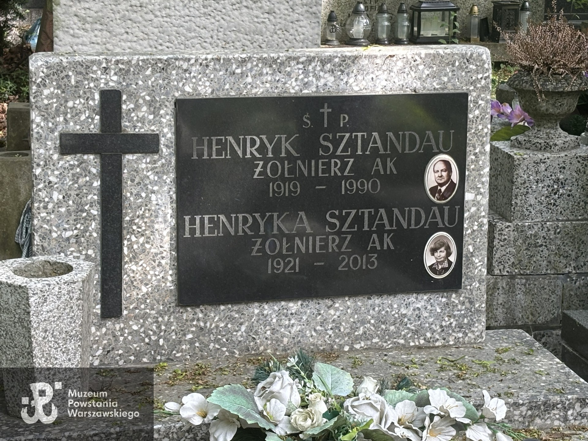 Źródło: VIII Liceum Ogólnokształcące im. Władysława IV w Warszawie.