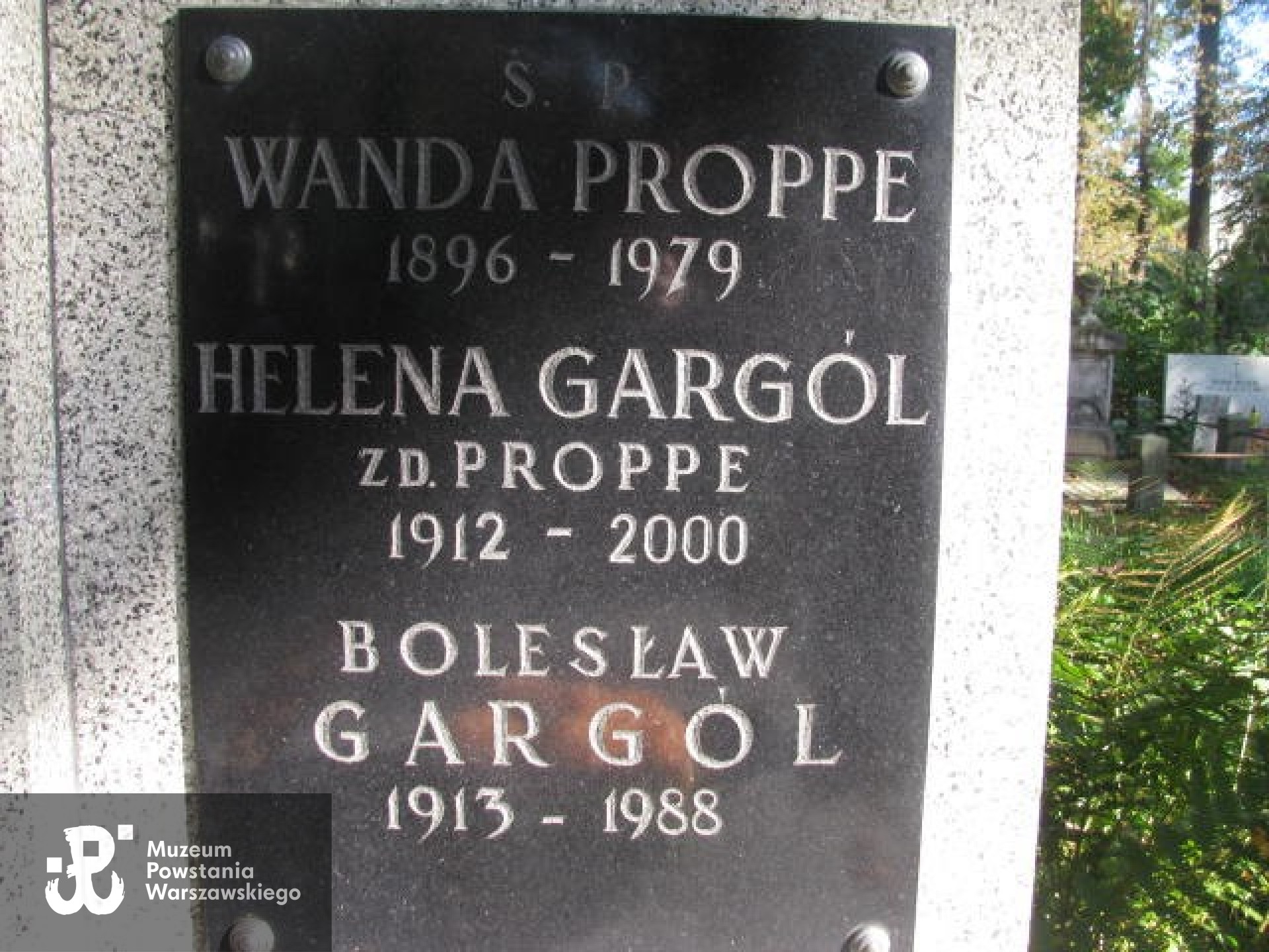 Źródło: https://wawamlynarska.grobonet.com/grobonet/start.php?id=detale&idg=2662&inni=0&cinki=0 [dostęp: 23.03.2026].