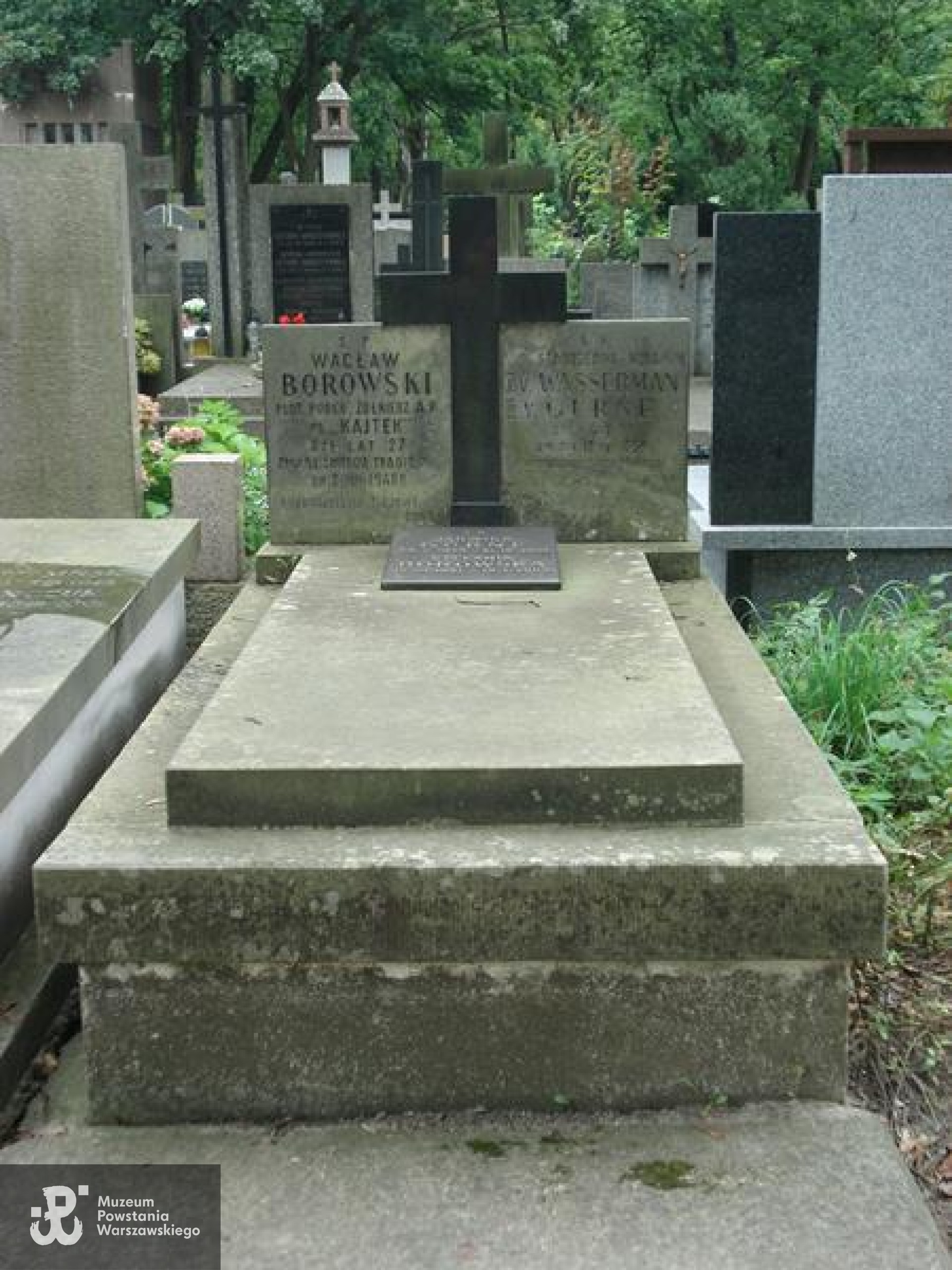 Źródło: https://cmentarze.um.warszawa.pl/pomnik.aspx?pom_id=47008 [dostęp: 16.10.2025].