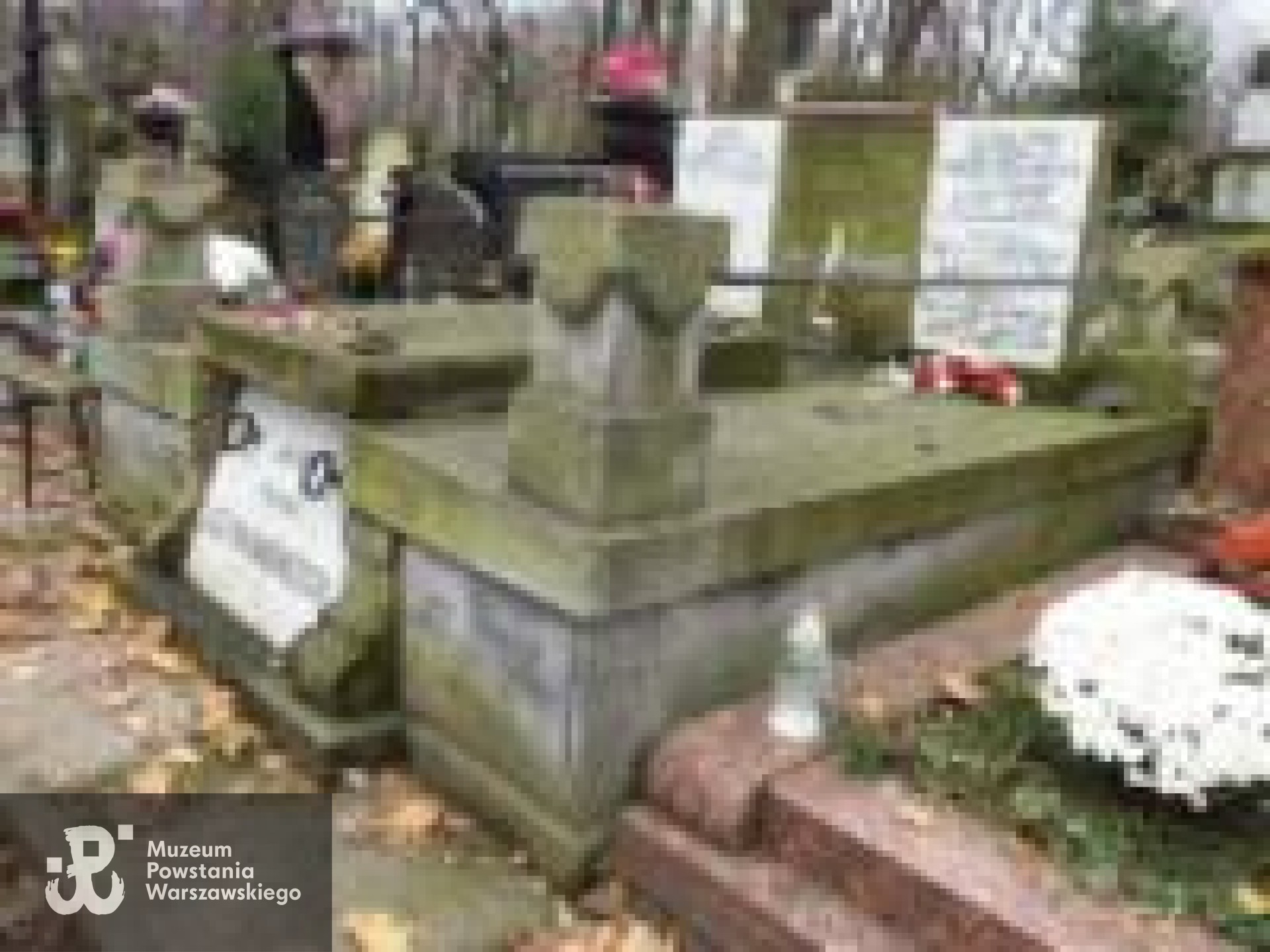 Źródło: https://cmentarze.um.warszawa.pl/pomnik.aspx?pom_id=24614 [dostęp: 10.04.2025].