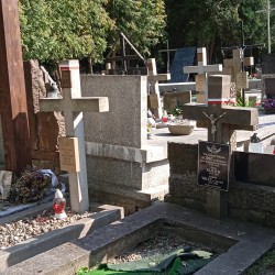 Wojskowe Powązki w Warszawie
Źródło: formularz zgłoszeniowy do Bazy grobów Powstańców Warszawskich.