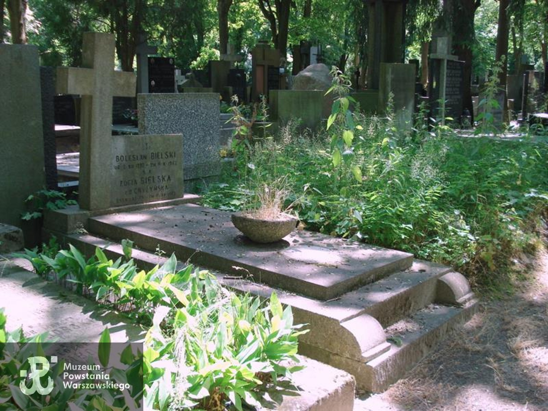 Źródło: https://cmentarze.um.warszawa.pl/pomnik.aspx?pom_id=34385 [dostęp: 22.05.2025].