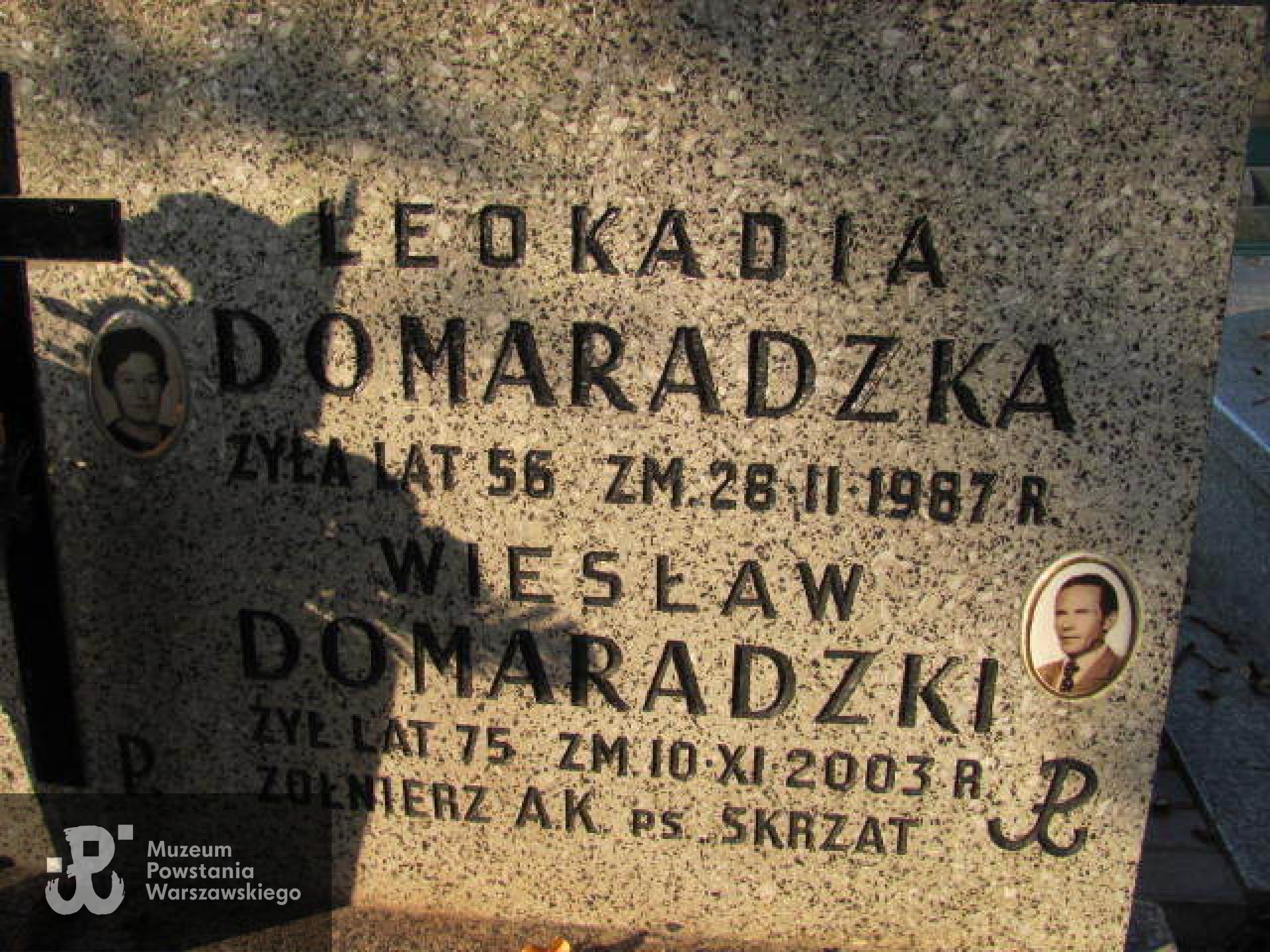 Źródło: https://wawamlynarska.grobonet.com/grobonet/start.php?id=detale&idg=2140&inni=0&cinki=0 [dostęp: 04.11.2025].