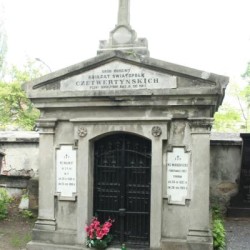 Źródło: https://cmentarze.um.warszawa.pl/pomnik.aspx?pom_id=3087 [dostęp: 23.09.2025].