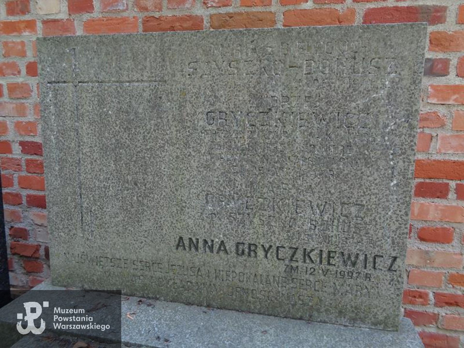 Źródło: https://cmentarze.um.warszawa.pl/pomnik.aspx?pom_id=68534 [dostęp: 9.04.2025].