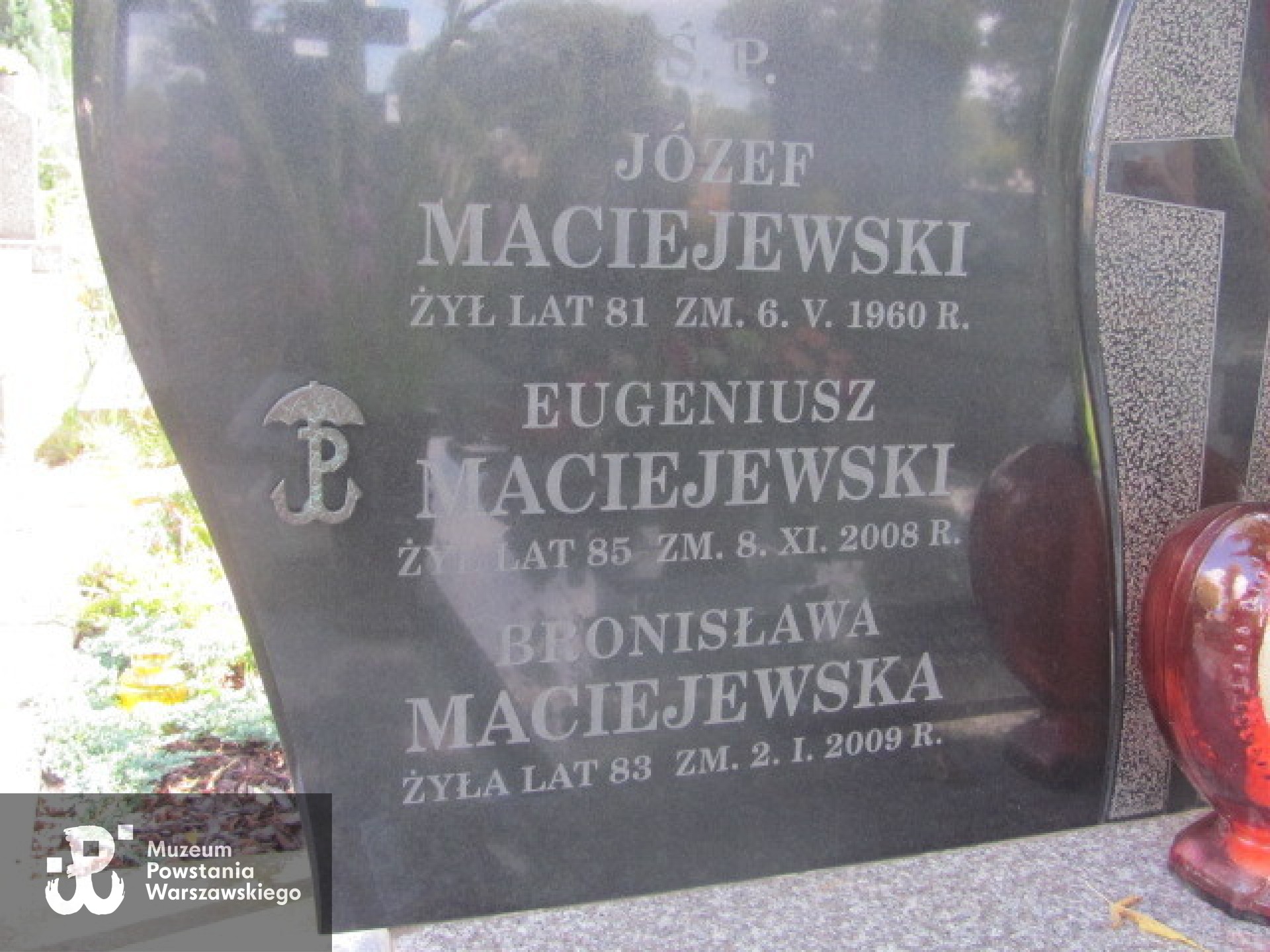 Źródło: https://warszawawlochy.grobonet.com/grobonet/start.php?id=detale&idg=17729 [dostęp: 17.02.2026].