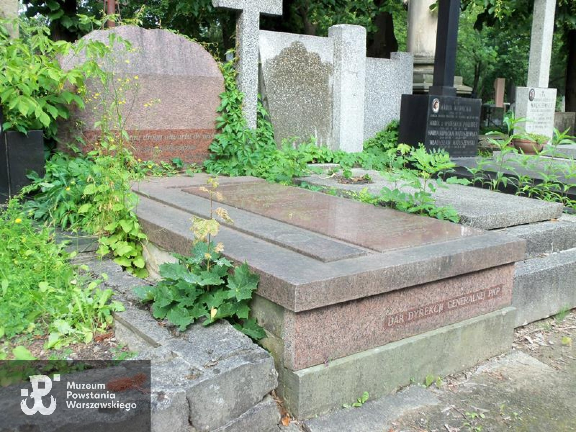 Źródło: https://cmentarze.um.warszawa.pl/pomnik.aspx?pom_id=40284 [dostęp: 10.06.2025].