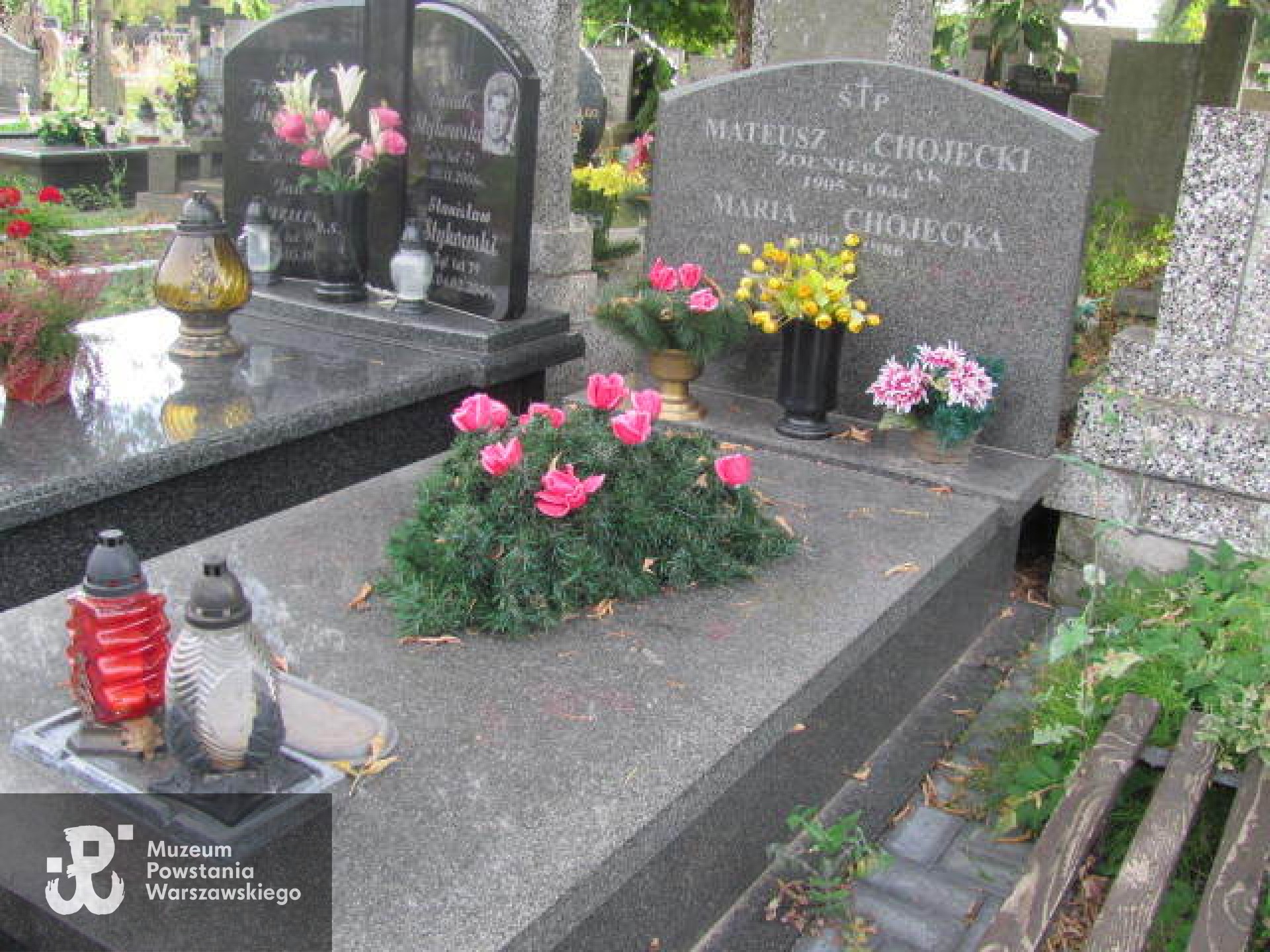 Źródło: https://warszawawlochy.grobonet.com/grobonet/start.php?id=detale&idg=1837 [dostęp: 03.09.2025].