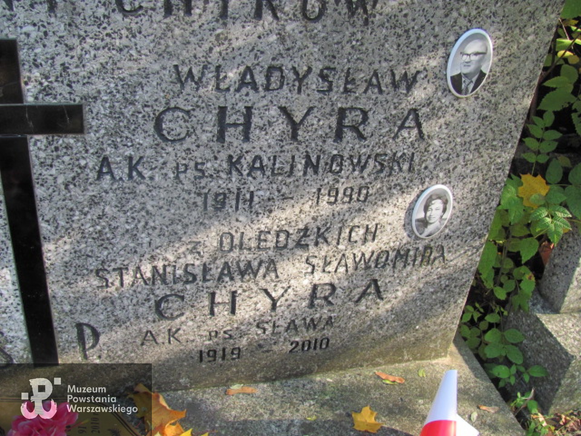 Źródło: https://wawamlynarska.grobonet.com/grobonet/start.php?id=detale&idg=3567&inni=0&cinki=0 [dostęp: 08.09.2025].