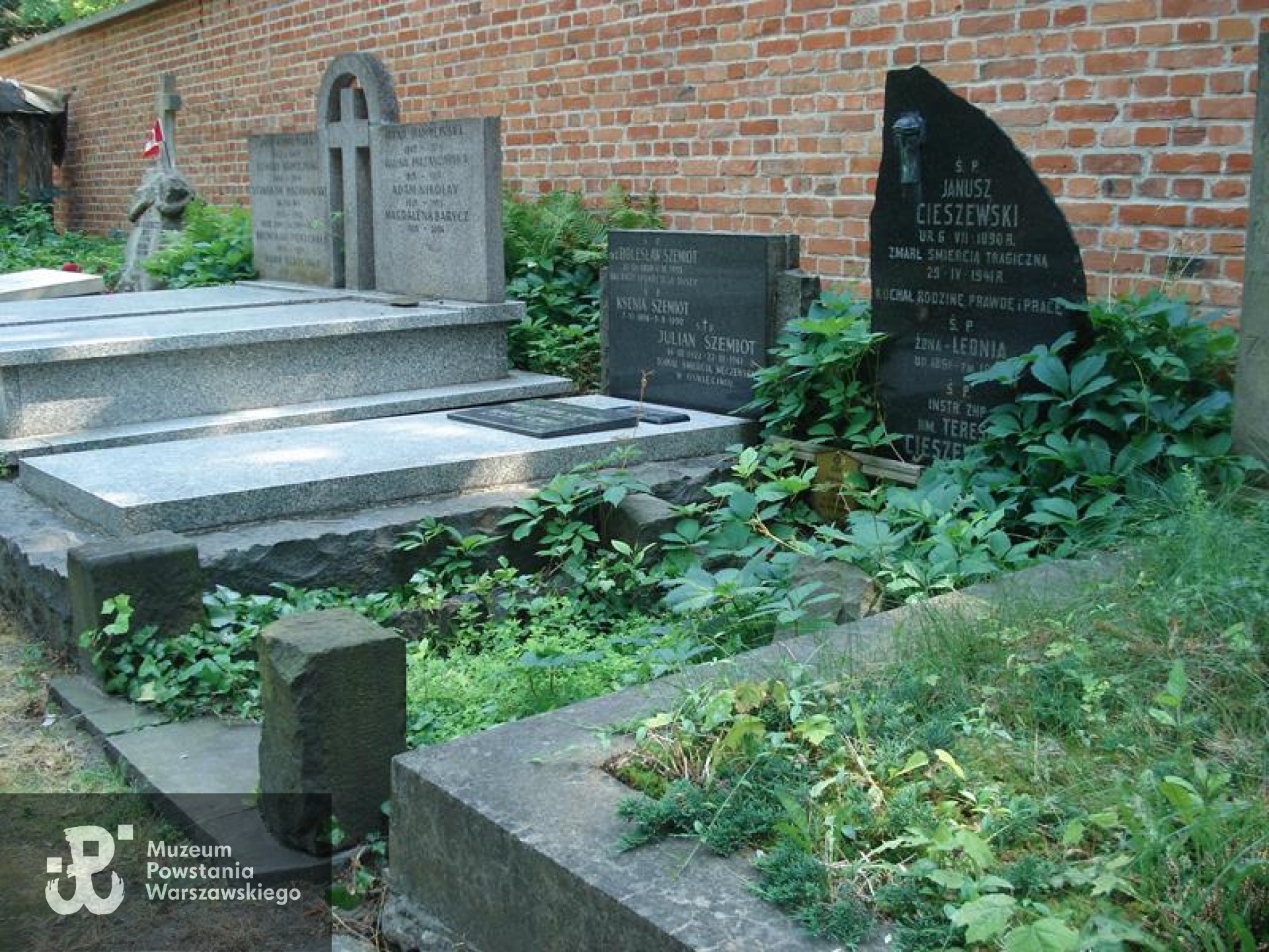 Źródło: https://cmentarze.um.warszawa.pl/pomnik.aspx?pom_id=44849 [dostęp: 10.09.2025].