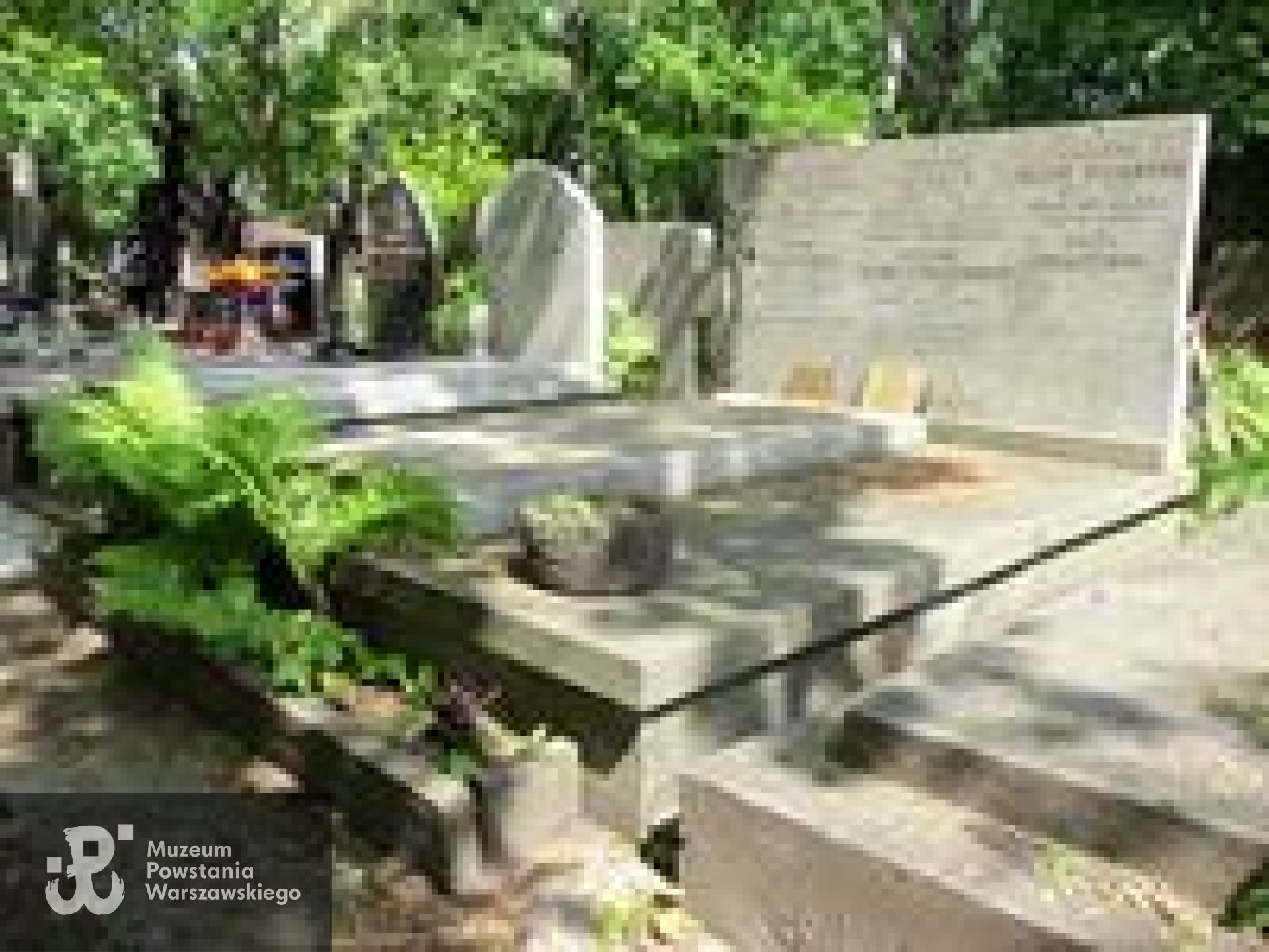 Źródło: https://cmentarze.um.warszawa.pl/pomnik.aspx?pom_id=39491 [dostęp: 10.04.2025].